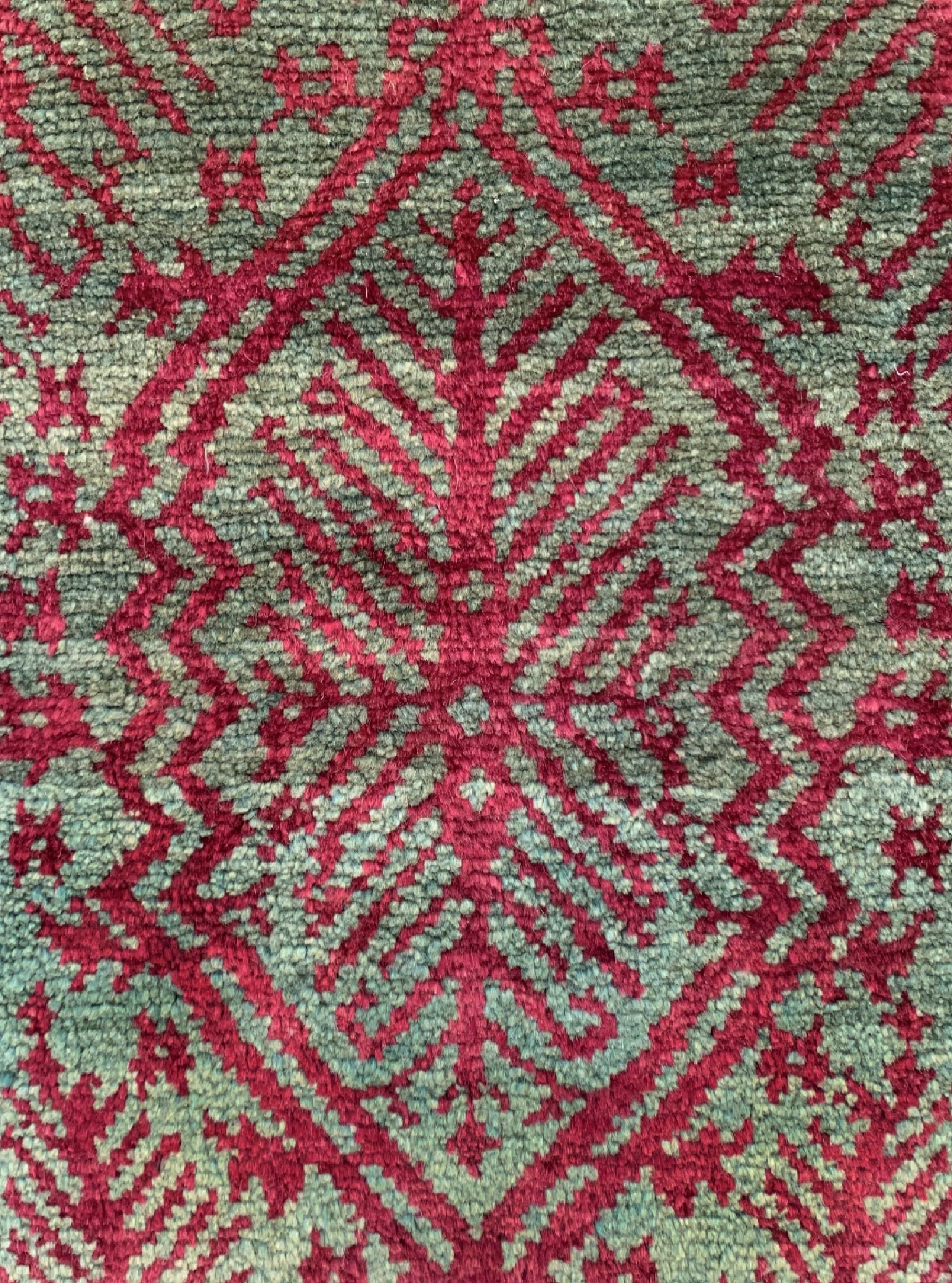 Detail b: Uschak Yastik antik, Türkei, um 1900, Wolleauf Wolle, ca. 87 x 56 cm, EHZ: 1-2
