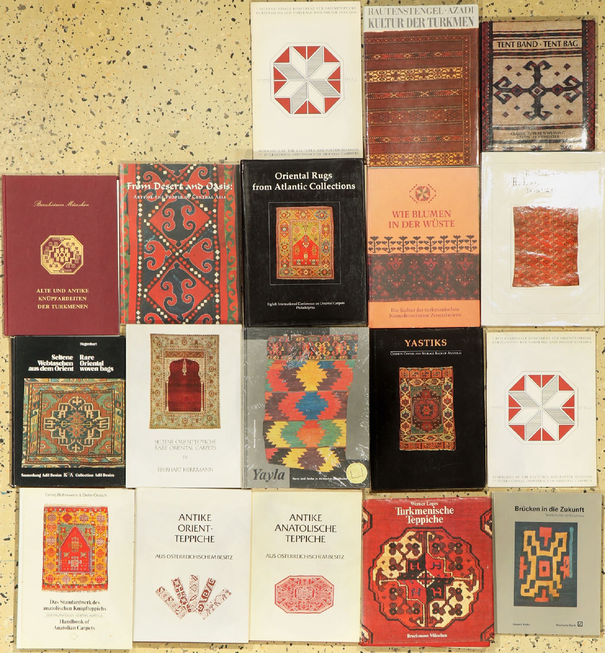 18 Lots Teppichbücher, 