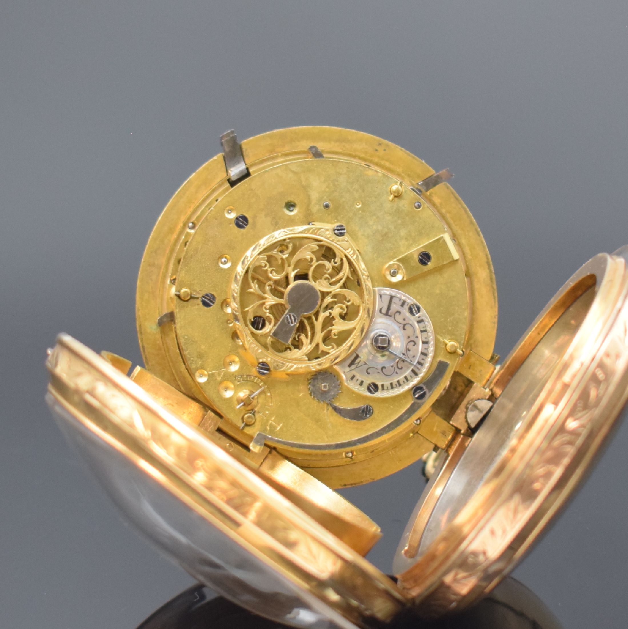 Detail d: Spindeltaschenuhr in RoseG 750/000 mit 1/4-Stunden-Repetition, Schweiz um 1800, 2- teil. Geh., Glasrand am Scharnier, Emailzifferbl. m. arab. Zahlen, ...