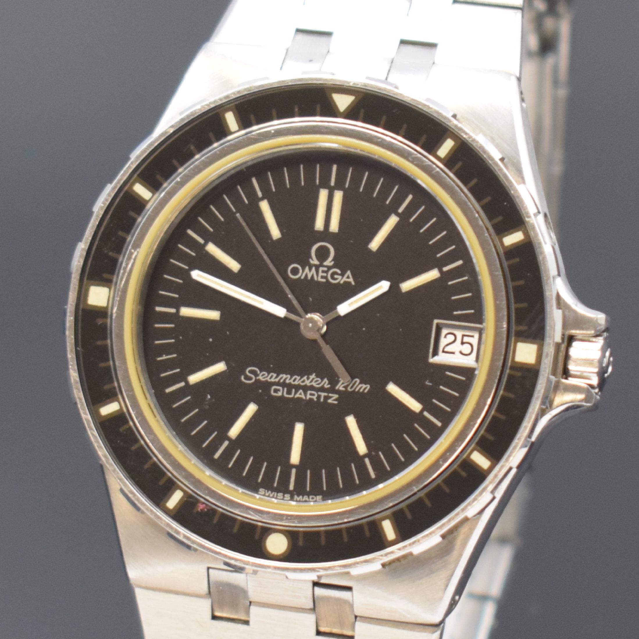 Detail a: OMEGA seltene Herrenarmbanduhr Seamaster 120m, Referenz 196.0185/396.0900 sog. "Jacques Mayol", Schweiz um 1981, quarz, Edelstahlgeh. inkl. ...