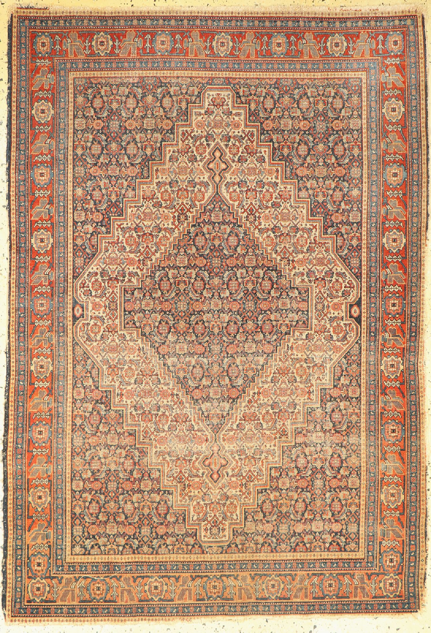 Antiker Senneh, Persien, um 1900, Wolle aufBaumwolle, ca. 195 x 140 cm, EHZ: 4