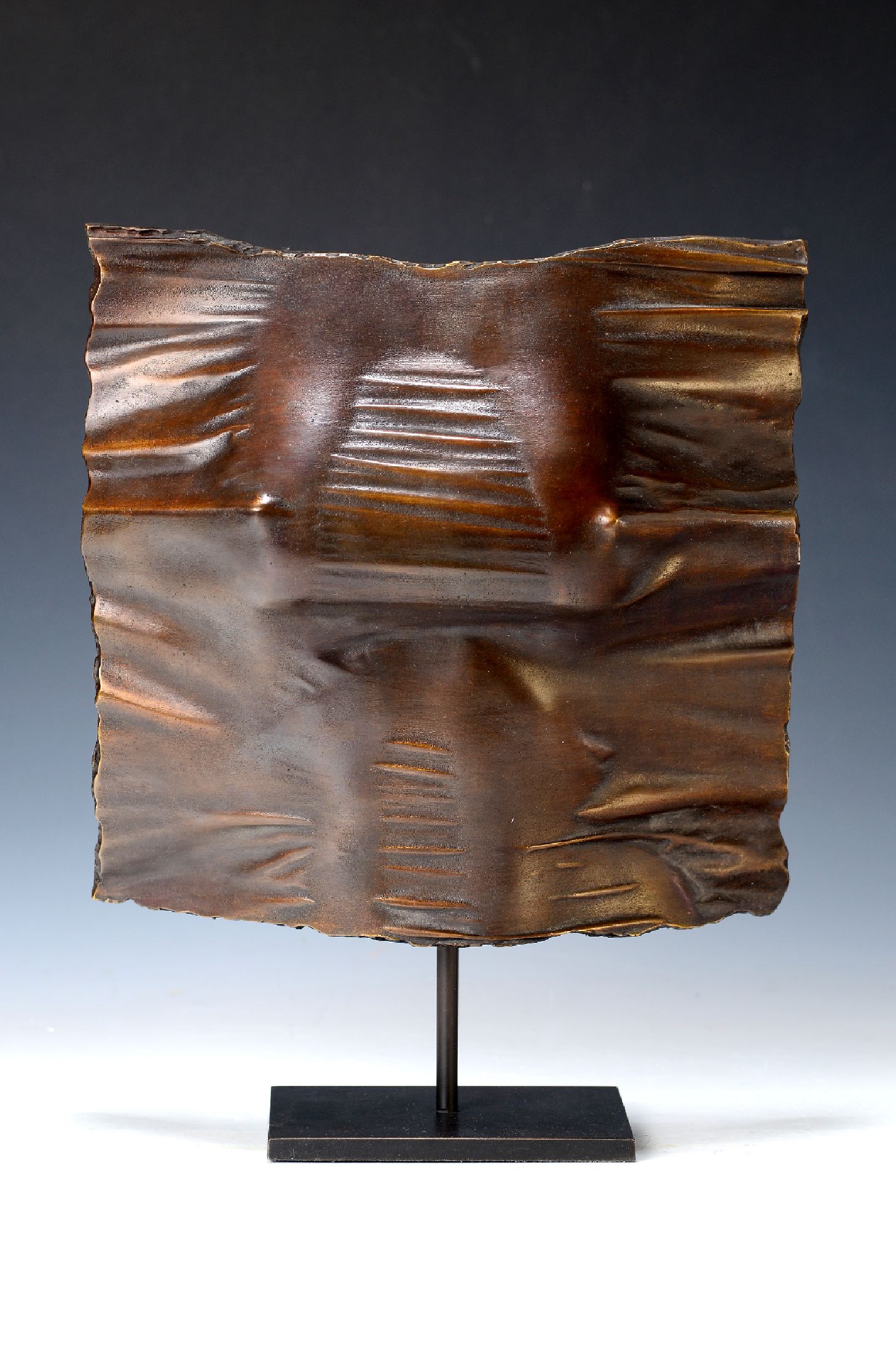 Willi Kissmer, geb. 1951, Relief III, Bronzeskulptur, sign., num. 13/49, ca. 34x30 cm