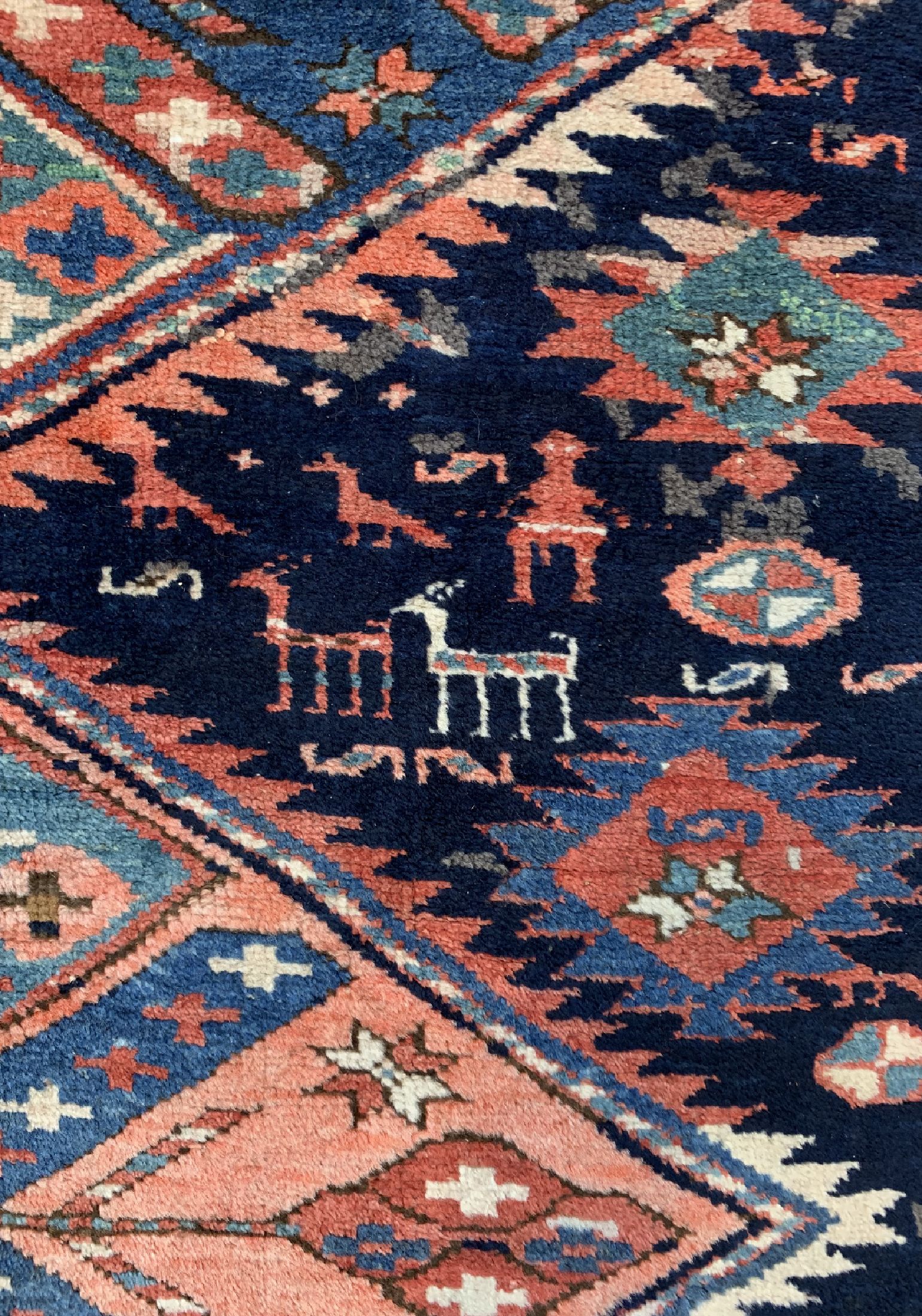 Detail d: Karabagh alt, Kaukasus, um 1920, Wolle auf Wolle, ca. 270 x 156 cm, EHZ: 3