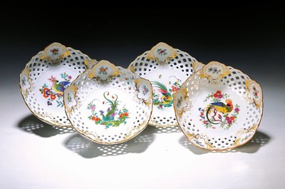 4 Prunkschalen Fasane, Meissen, 1994, Porzellan, polychrom handbemalt, "Fasan in der Au", "Fasan im Ried", "Fasan im ...