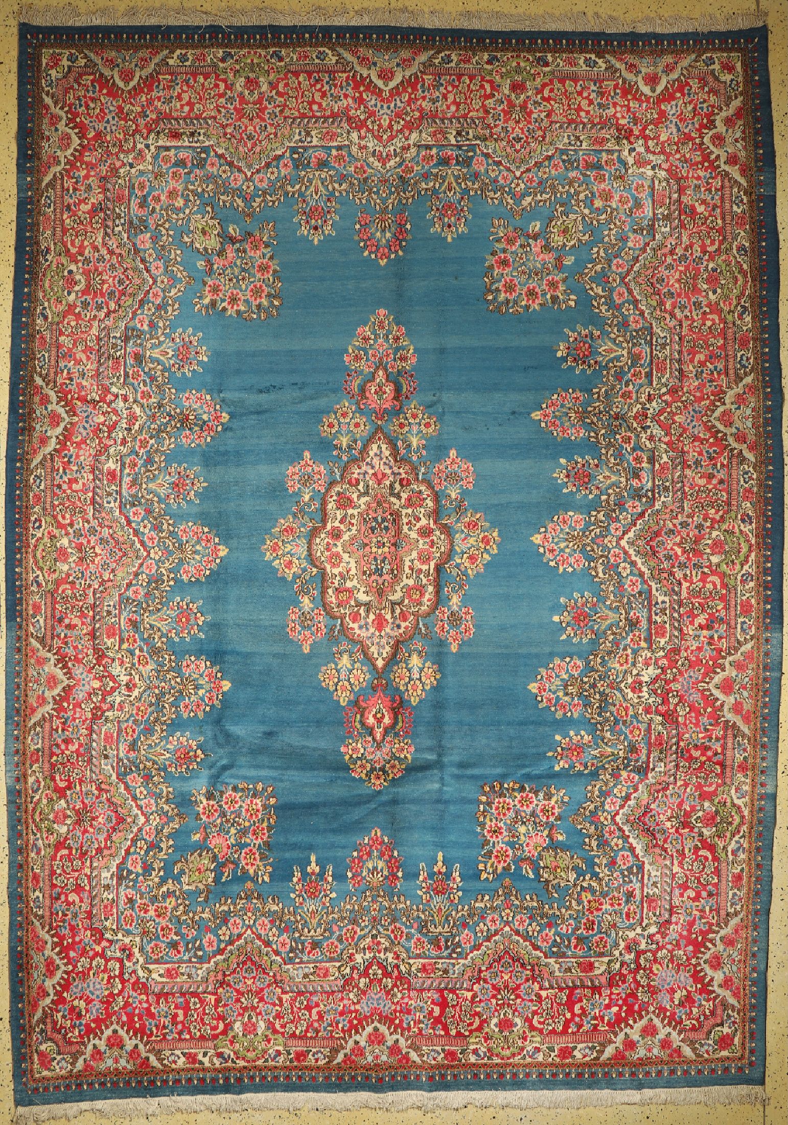 Kerman fein, Persien, um 1950, Wolle auf Baumwolle, ca. 400 x 286 cm, EHZ: 2