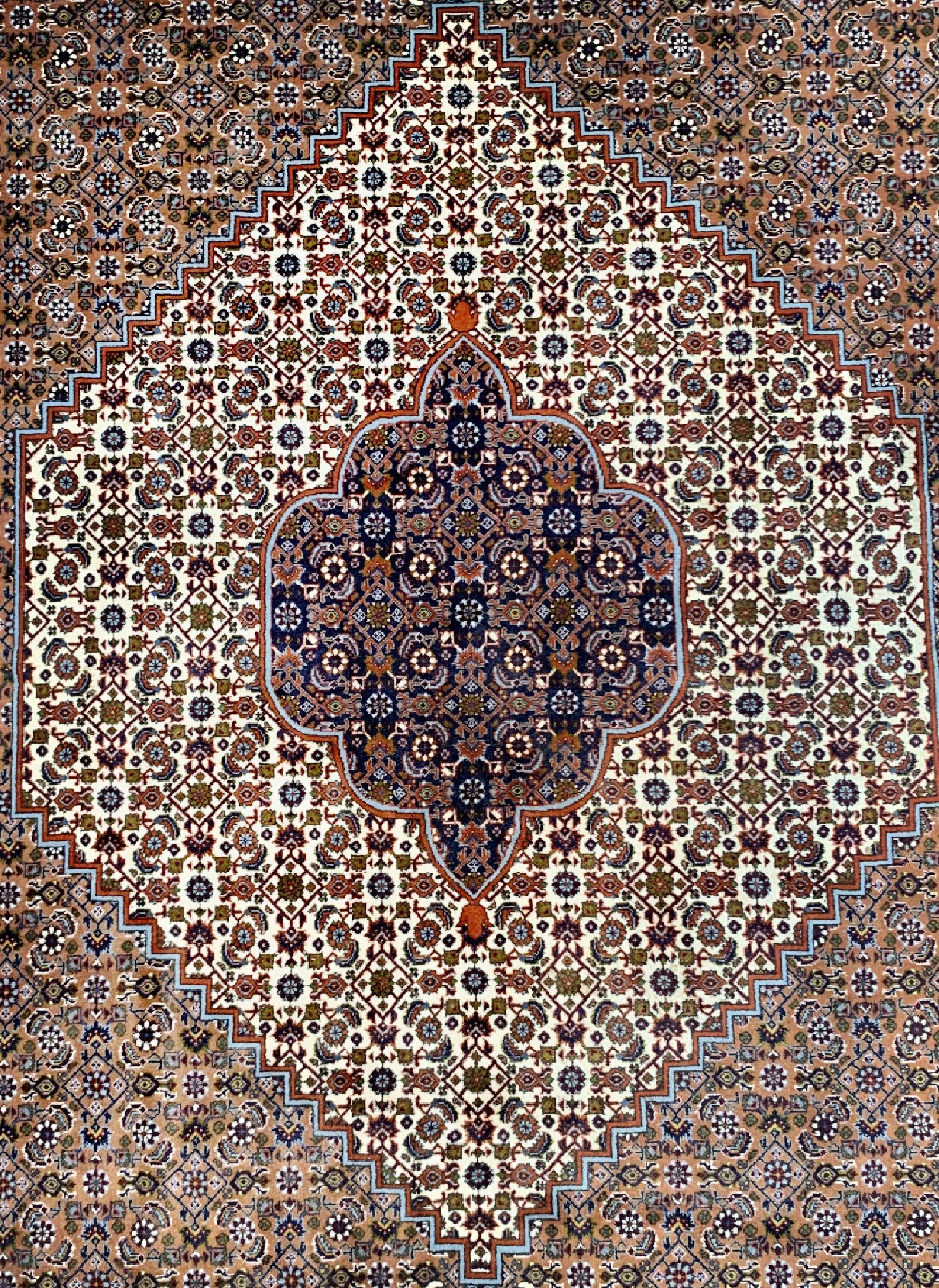 Detail c: Bidjar Kork fein, Persien, ca. 50 Jahre, Korkwolle auf Baumwolle, ca. 400 x 310 cm, ca.500.000 Kn/qm, leicht verblasst, EHZ: 1-2