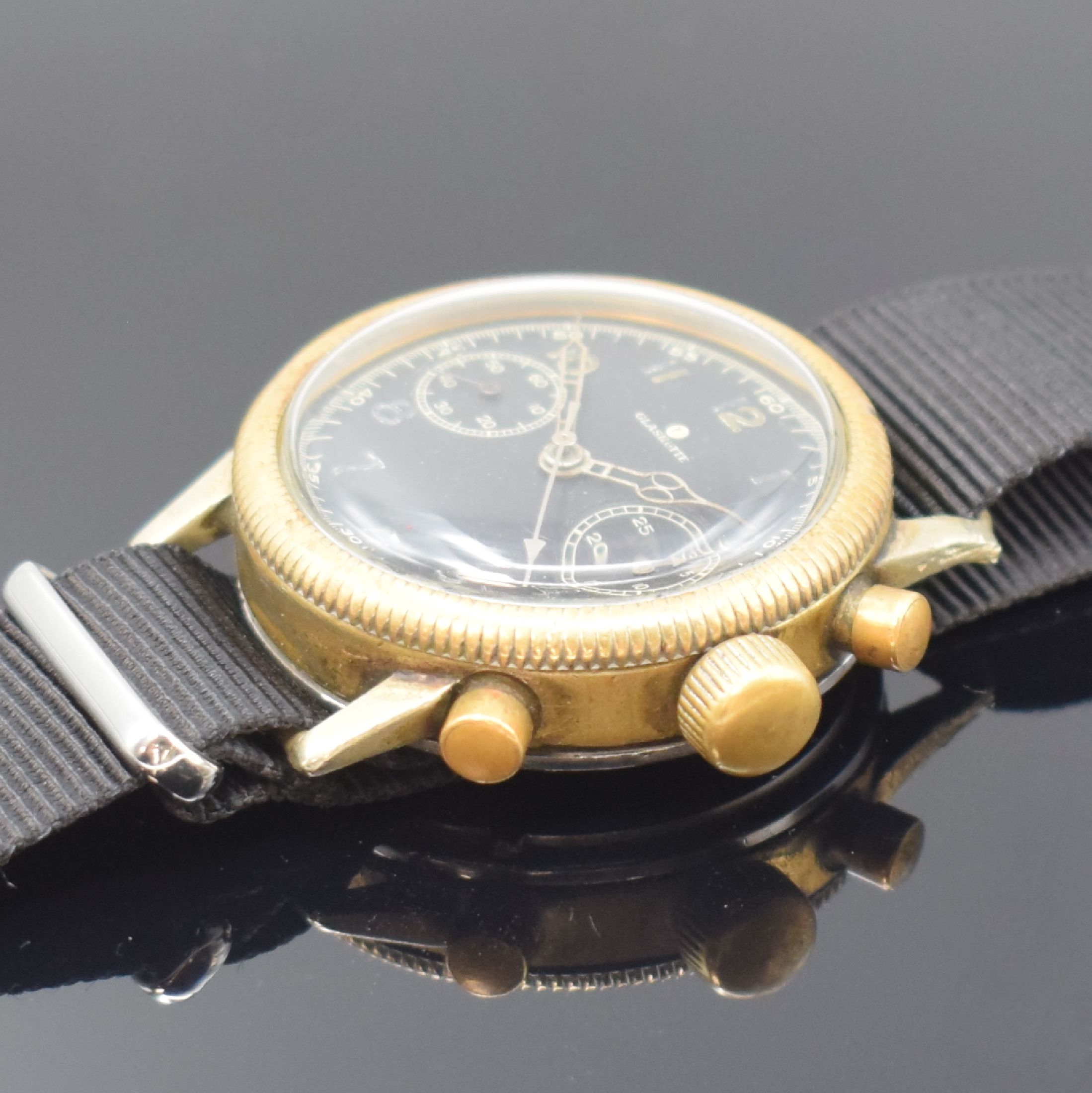 Detail b: TUTIMA GLASHÜTTE Kal. Urofa 59 Flyback-Chronograph, Deutschland um 1940, Handaufzug, Gehäuse m. Drehlünette, Edelstahlboden geschr. (Gewinde zu ...