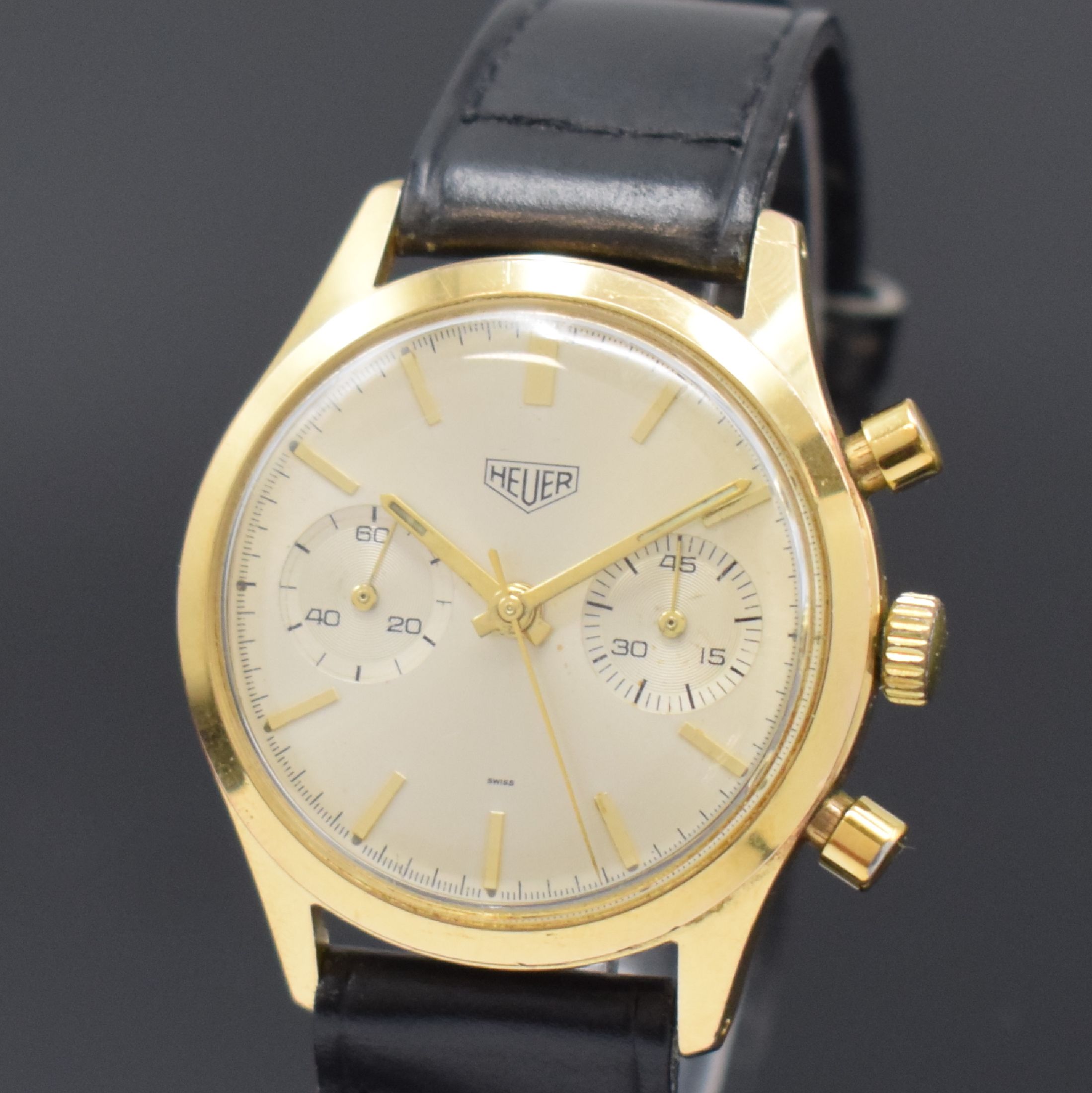 Detail a: HEUER Armbandchronograph Kaliber Valjoux 92, Schweiz um 1965, Handaufzug, verg. Gehäuse, Stahlboden geschr., silb. Zifferbl. m. aufges. Std.-Ind., ...