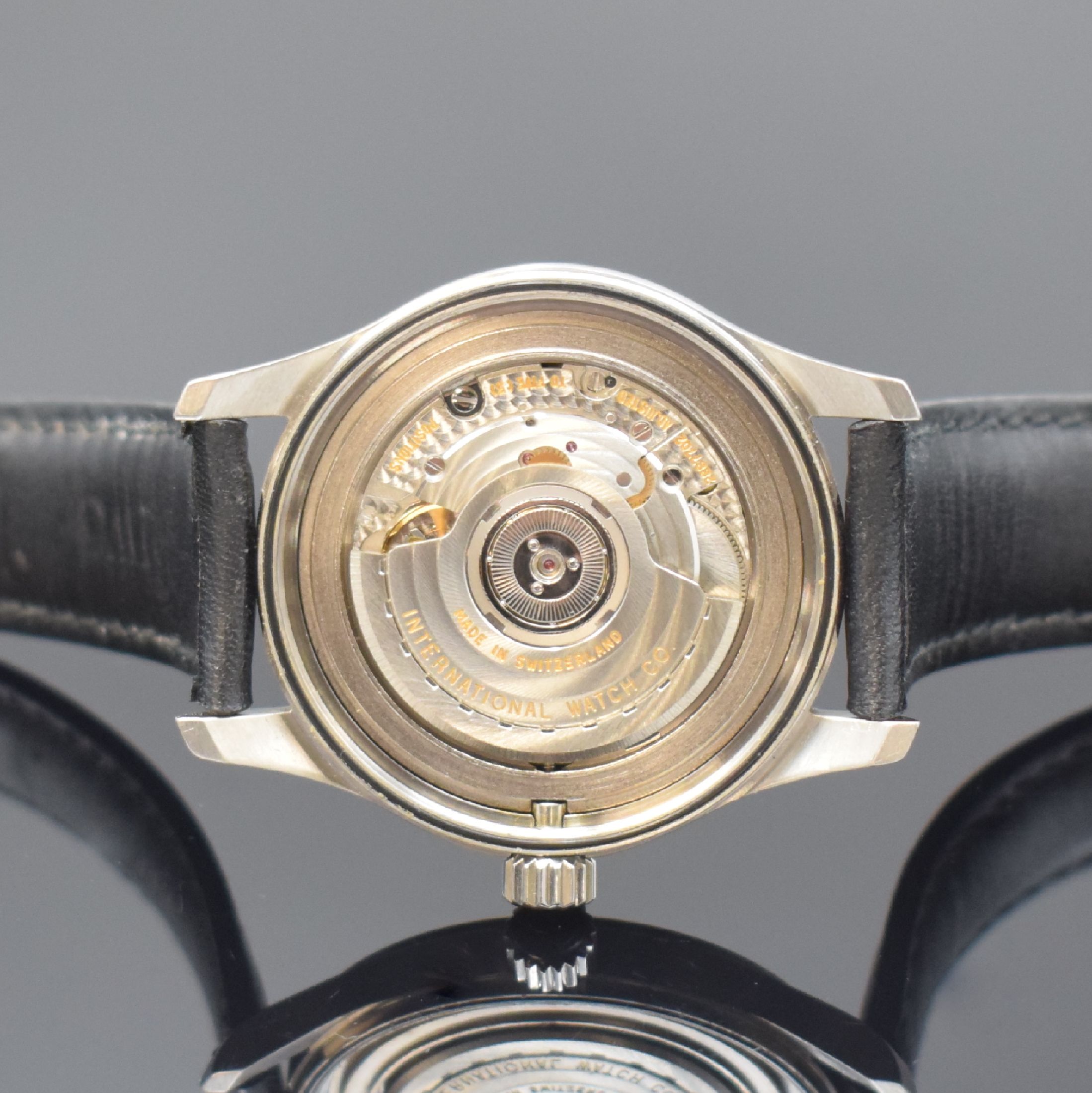 Detail h: IWC "Die Fliegeruhr" Mark XV Referenz 3253, Schweiz um 2005, Automatik, verschr. Stahlgeh., orig. Lederband m. orig. Faltschl., schwarzes ...