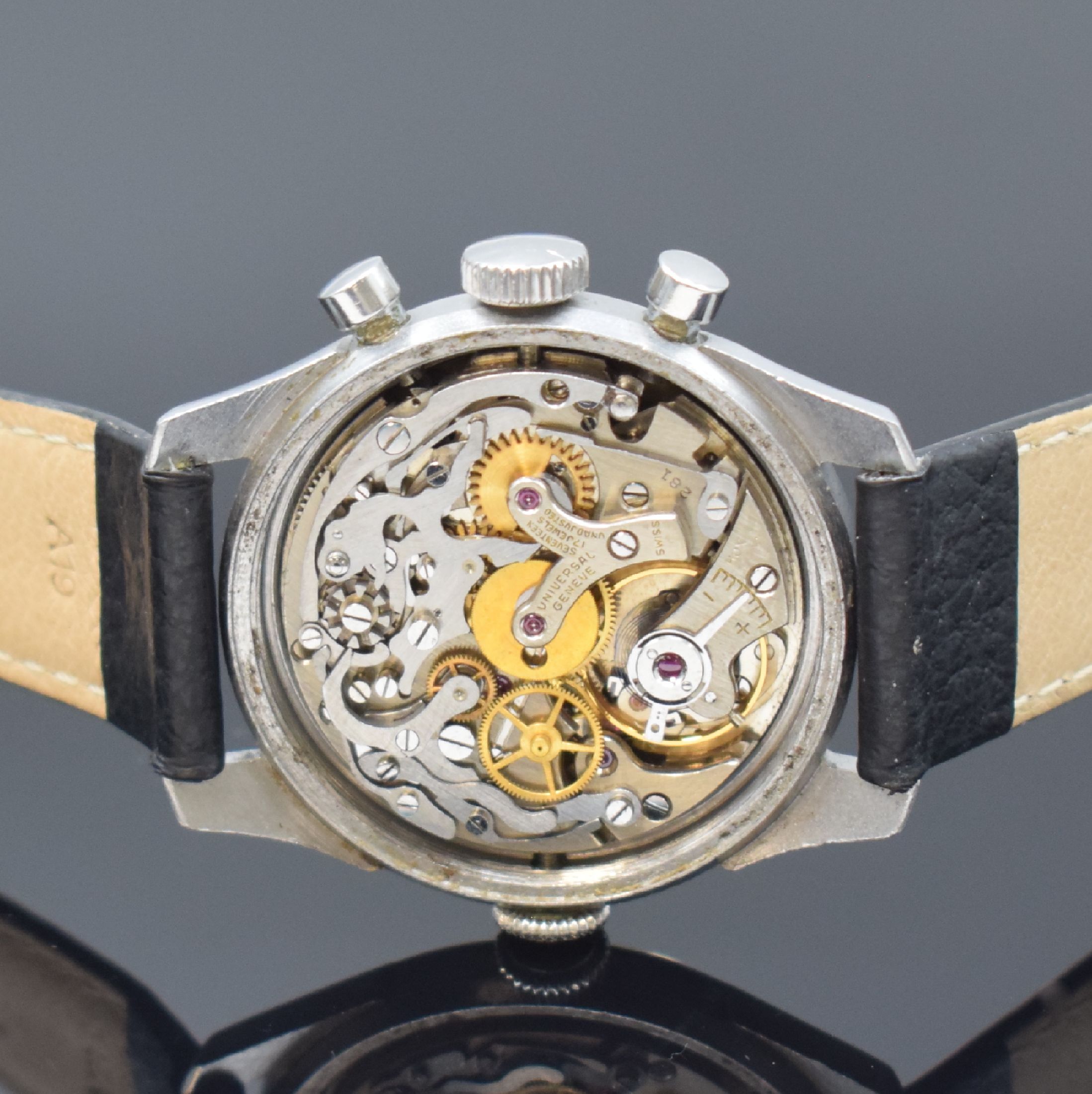 Detail f: UNIVERSAL GENEVE Aero Compax Chronograph Referenz 22290, Schweiz um 1950, Handaufzug, 2-teil. Geh. in Stahl, sign. Boden geschr., rest. Zifferbl., ...