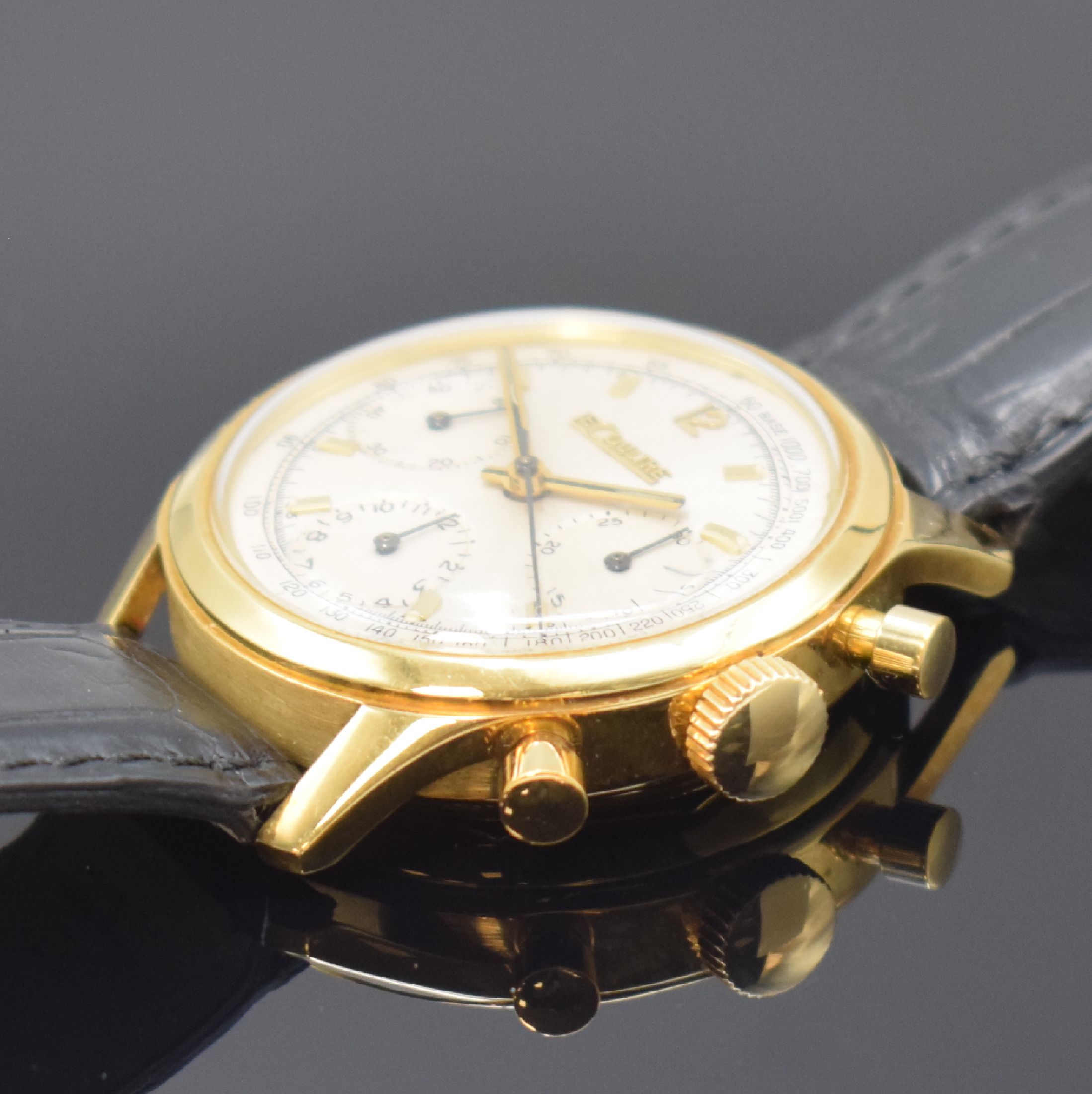 Detail b: LeCoultre Armbandchronograph in GG 750/000 mit Kaliber Valjoux 72, Schweiz um 1970, Handaufzug, 2-teil. Gehäuse, Boden m. Ref. 8415 geschr., rest. ...