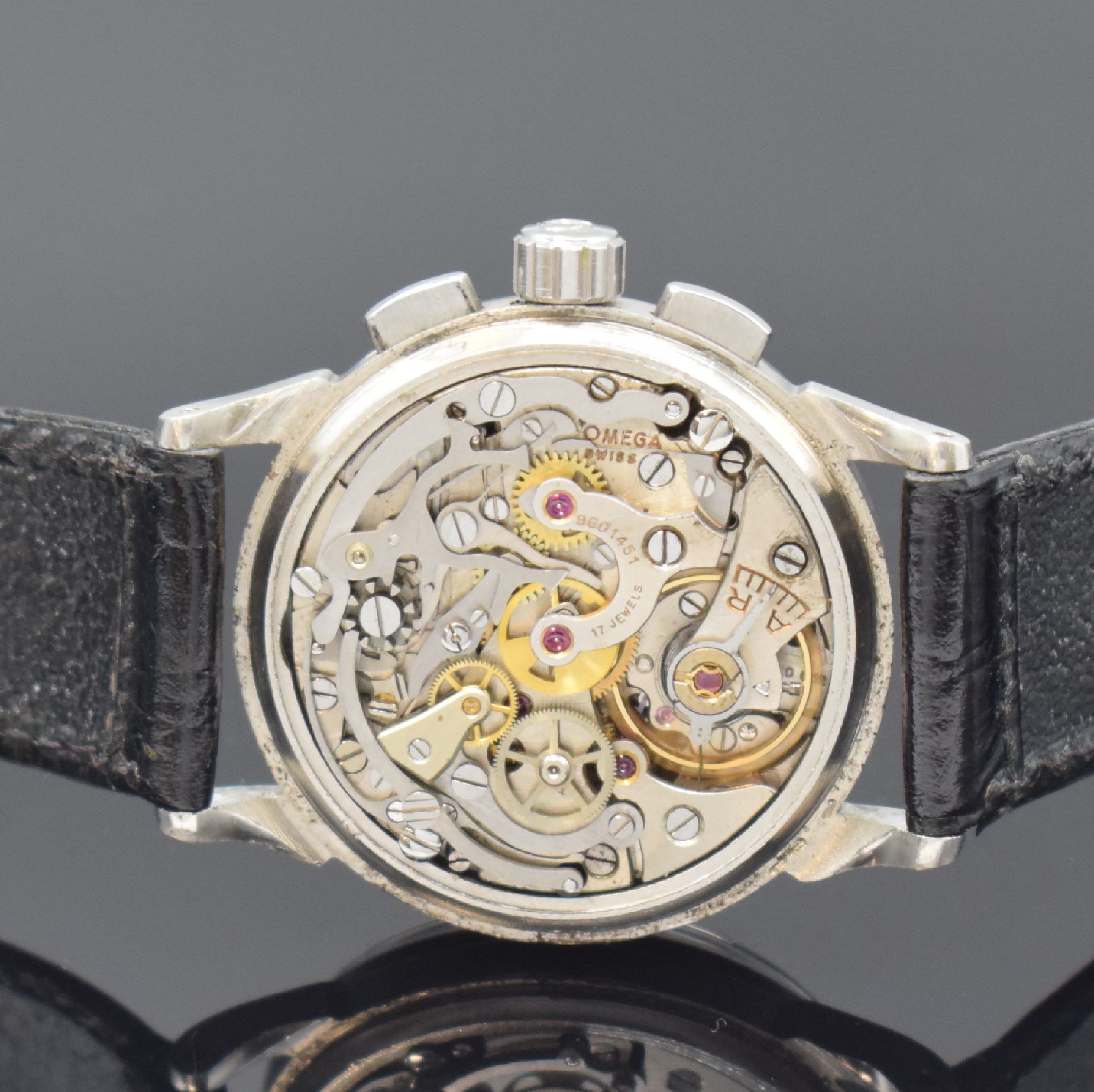 Detail e: OMEGA seltene Armbanduhr mit Chronograph Referenz 2277-1 / Kaliber CHRO C12 T1PC, Schweiz um 1944, Handaufzug, 3-teil. Gehäuse in Stahl, Boden u. ...
