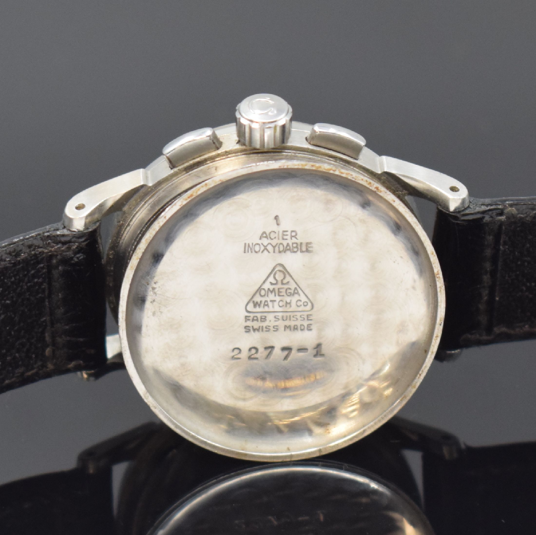 Detail f: OMEGA seltene Armbanduhr mit Chronograph Referenz 2277-1 / Kaliber CHRO C12 T1PC, Schweiz um 1944, Handaufzug, 3-teil. Gehäuse in Stahl, Boden u. ...