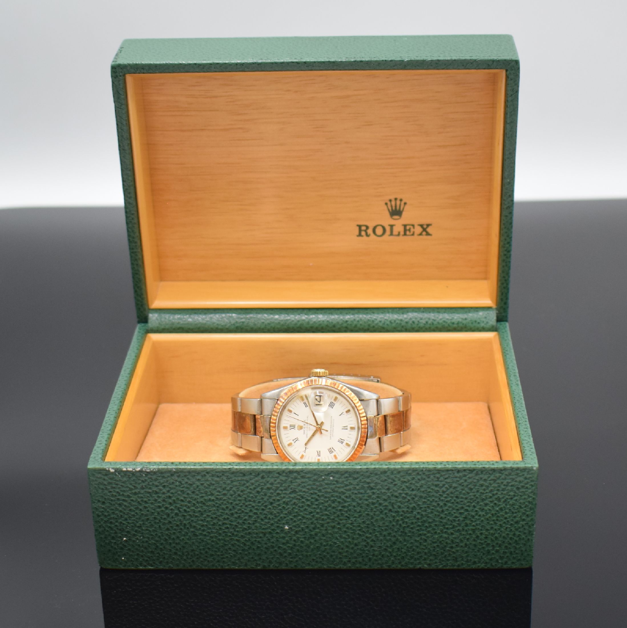 Detail f: ROLEX Oyster Perpetual Date Referenz 1500 Herrenarmbanduhr, Schweiz um 1970, Automatik, Chronometer der Superlative in Edelstahl und Gold kombiniert ...