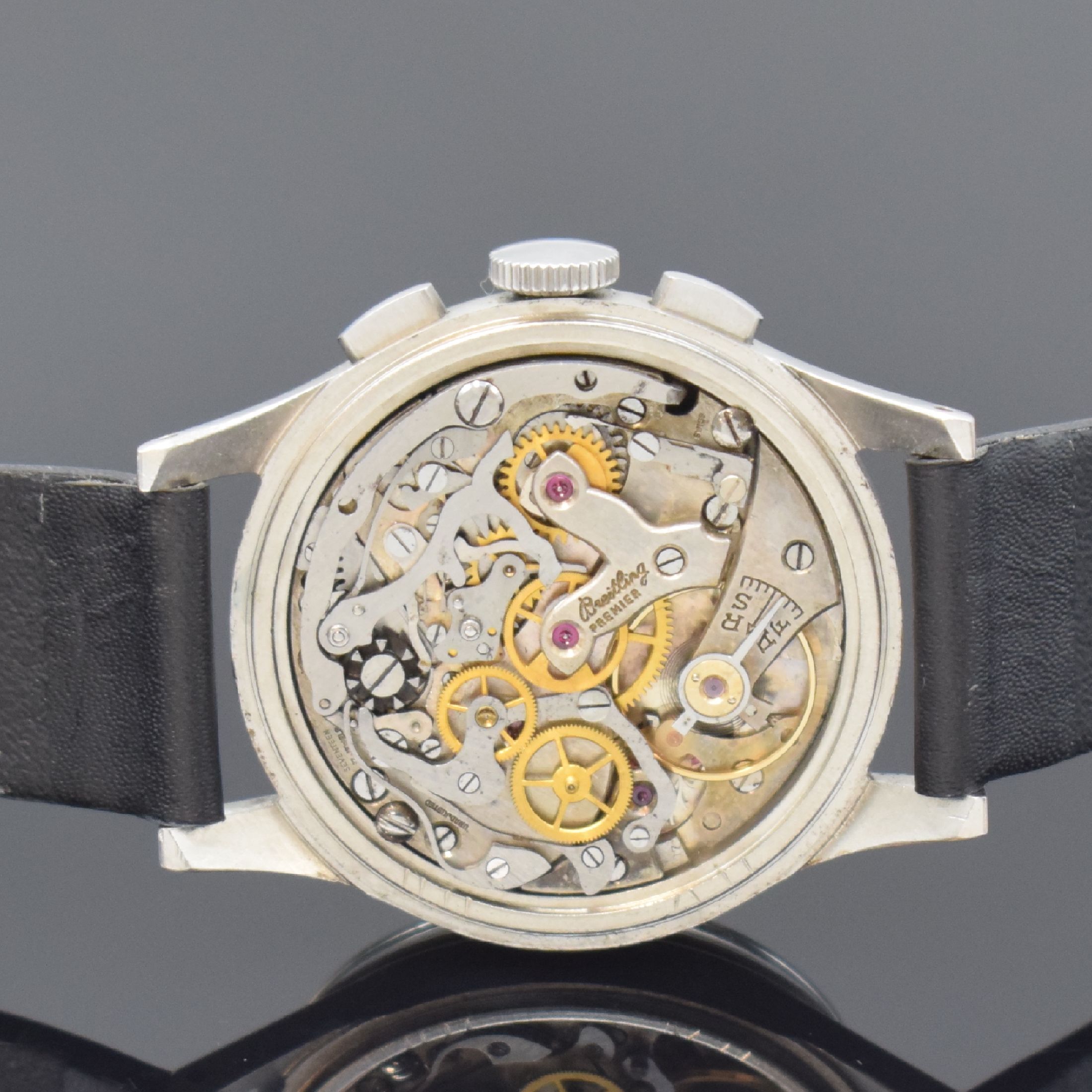 Detail d: BREITLING Premier Herrenarmbanduhr Referenz 787 mit Chronograph, Schweiz um 1945, Handaufzug, 3-teil. Stahlgeh., Boden und Glasrand aufgedr., sign. ...