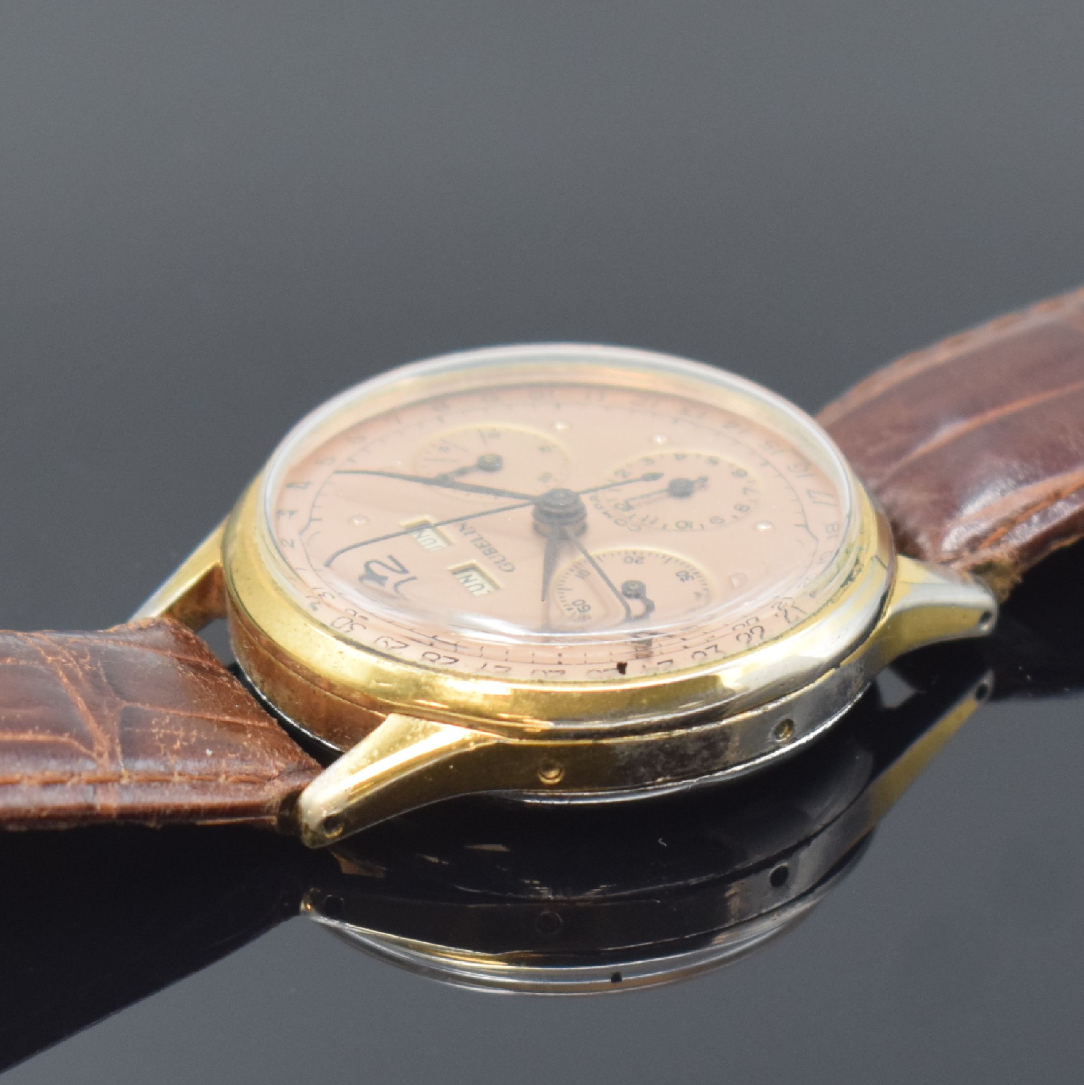 Detail c: GÜBELIN Herrenarmbanduhr mit Chronograph Kaliber Valjoux 72C Referenz 3125, Schweiz um 1945, Handaufzug, 2-teil. verg. Gehäuse, Stahlboden ...