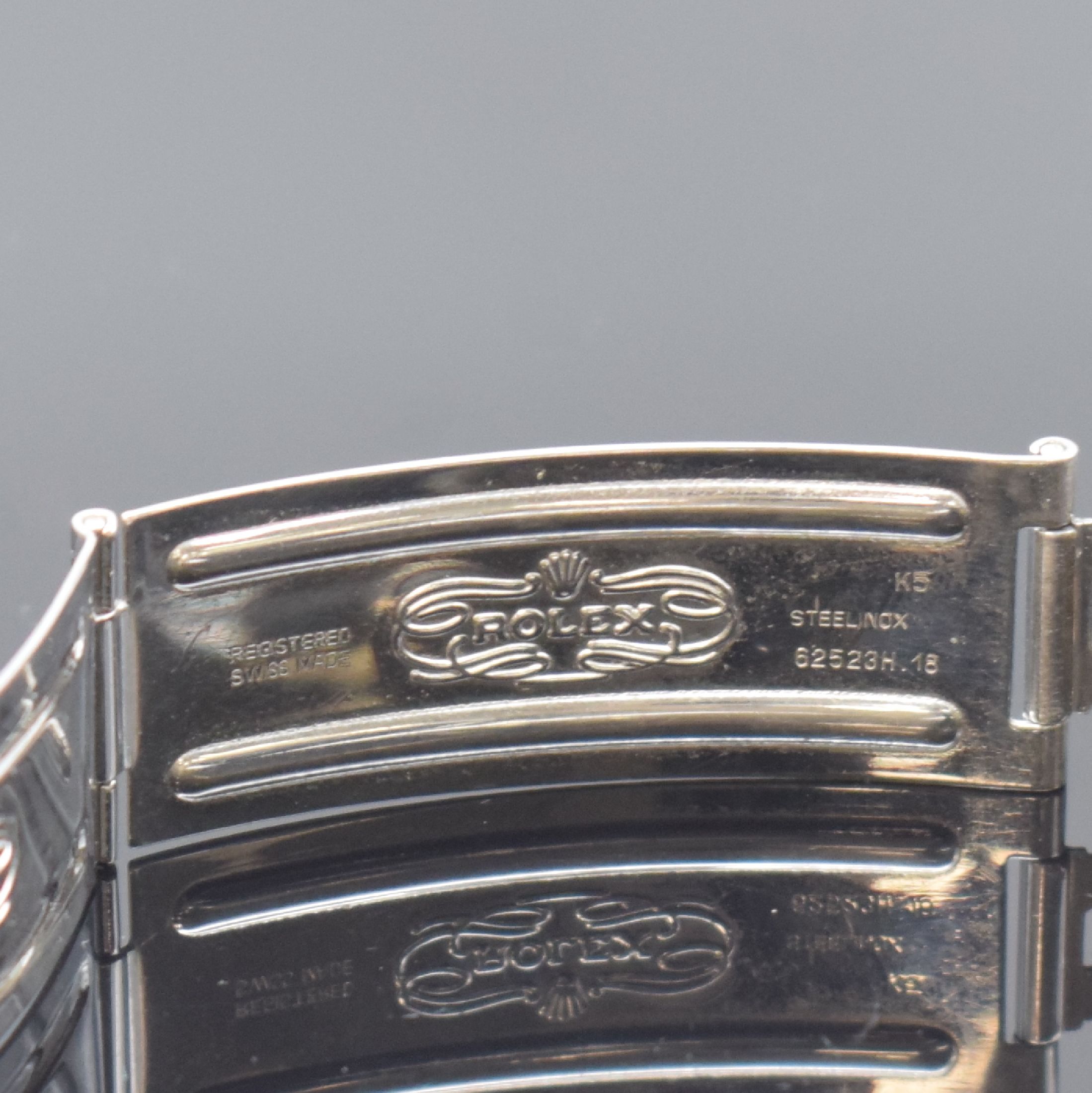 Detail c: ROLEX Oyster Perpetual Date Herrenarmbanduhr Referenz 15053, Schweiz um 1982, Automatik, Chronometer der Superlative in Stahl/Gold kombiniert inkl. ...