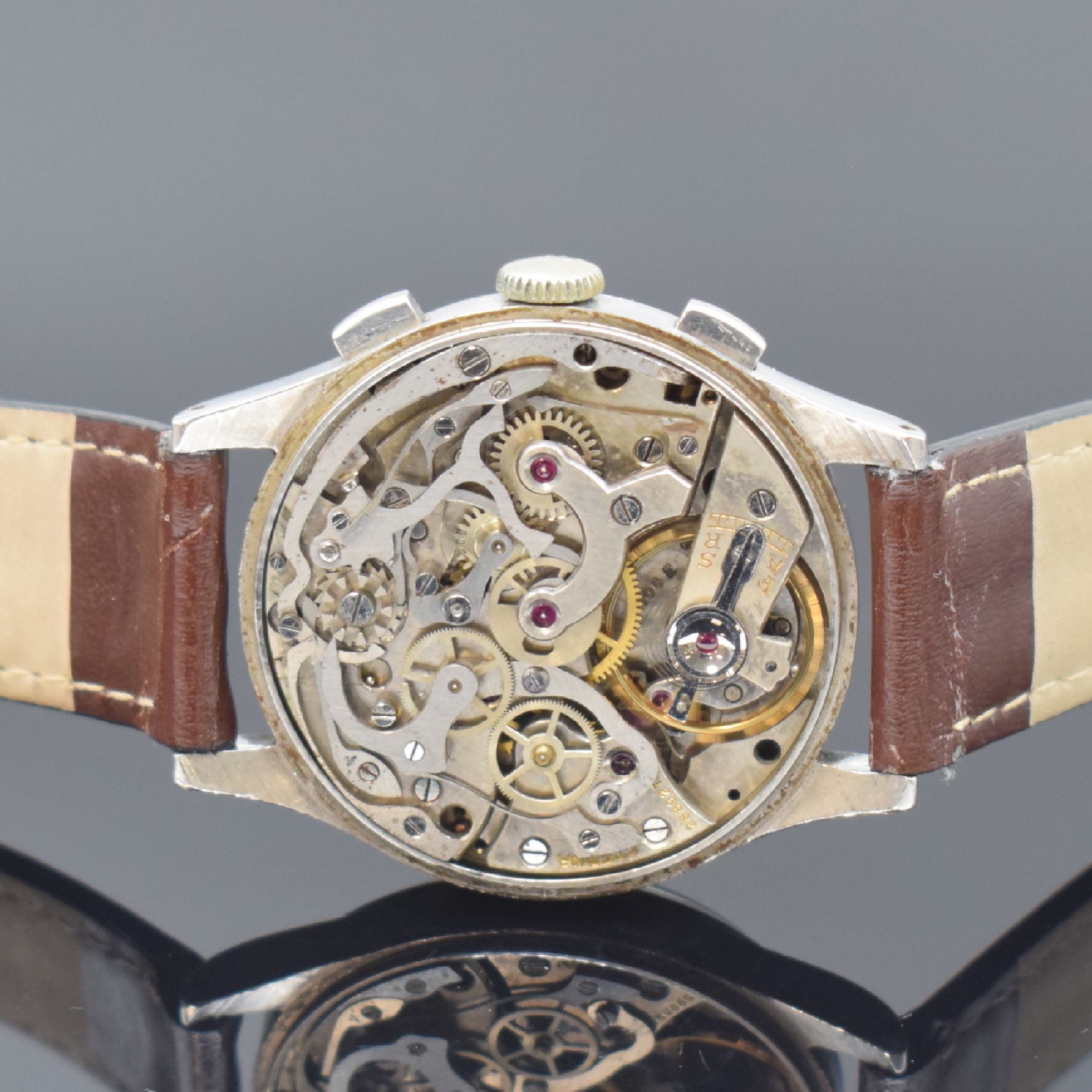 Detail d: ETERNA Herrenarmbanduhr mit Chronograph Kaliber 703 E / Valjoux 22, Schweiz um 1950, Handaufzug, 3-teil. Stahlgehäuse, Boden u. Glasrand aufgedr., ...