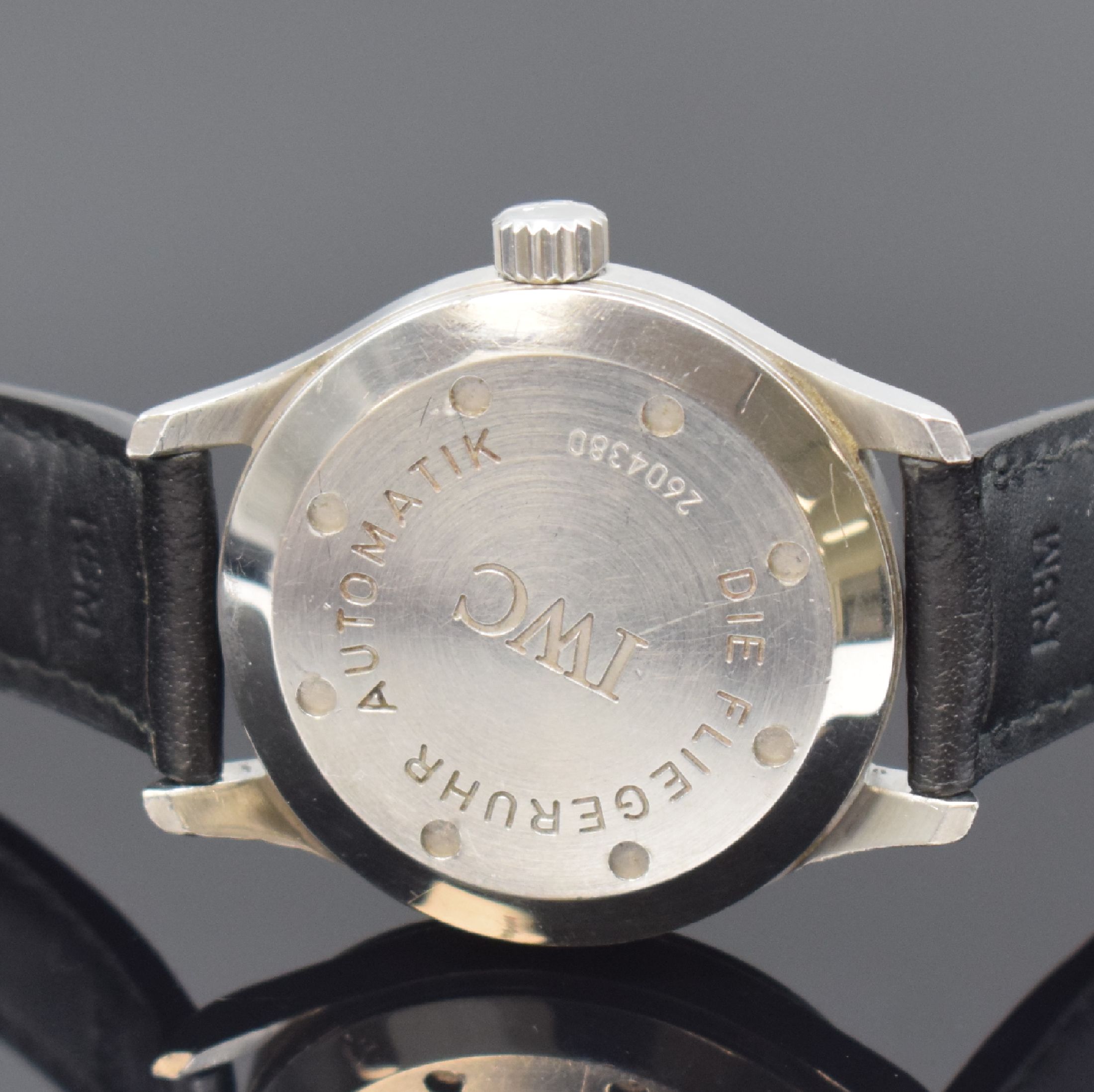 Detail d: IWC Herrenarmbanduhr Mark XII "Die Fliegeruhr" Referenz 3241 Schweiz um 1995, Automatik, 2-teil. Edelstahlgeh., Boden und Krone verschr., ...