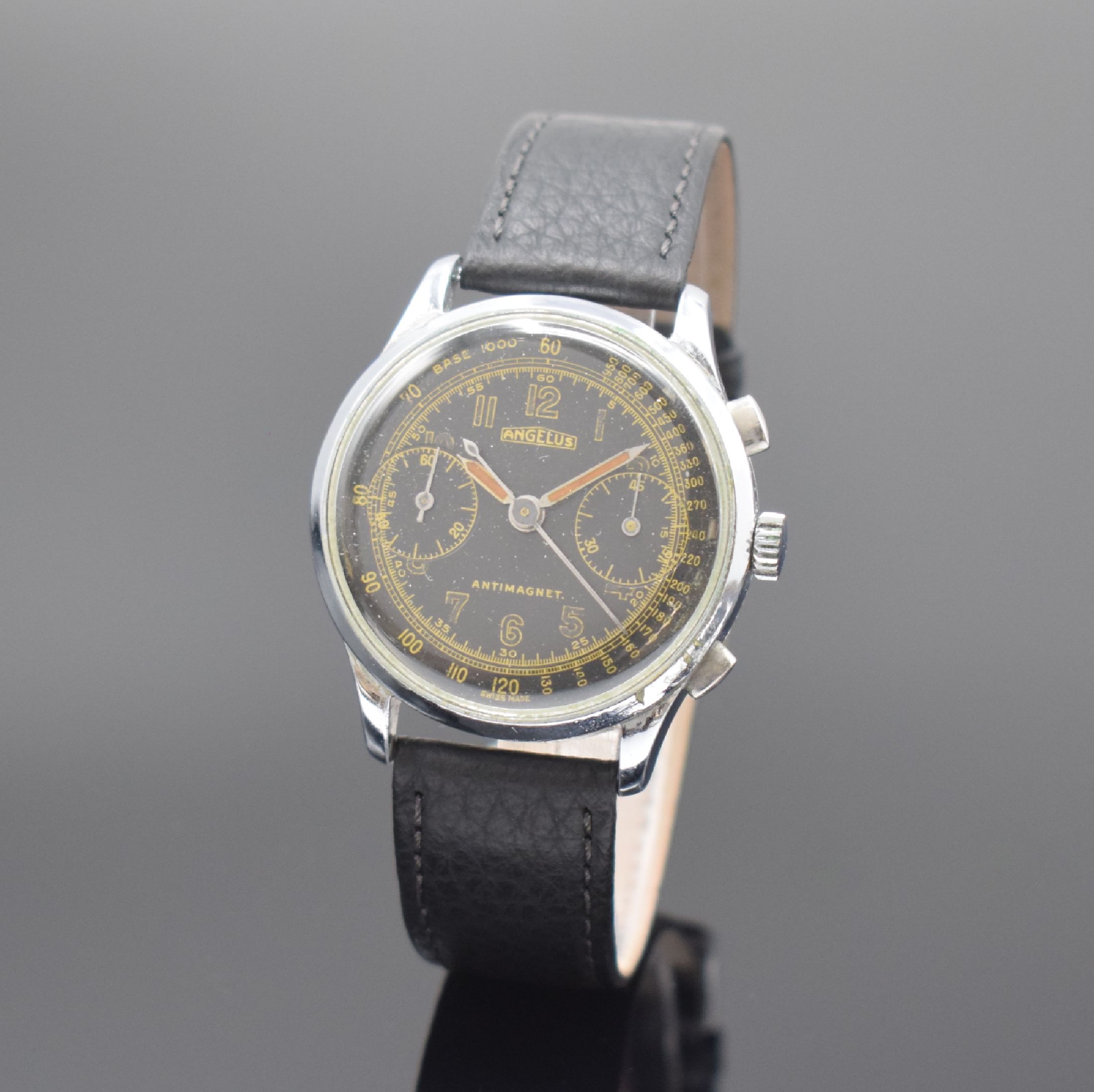 ANGELUS Herrenarmbanduhr mit Chronograph Kaliber 215, Schweiz um 1945, Handaufzug, 3 -teil. verchr. Gehäuse, Stahlboden aufgedr., orig. Zifferbl., ...