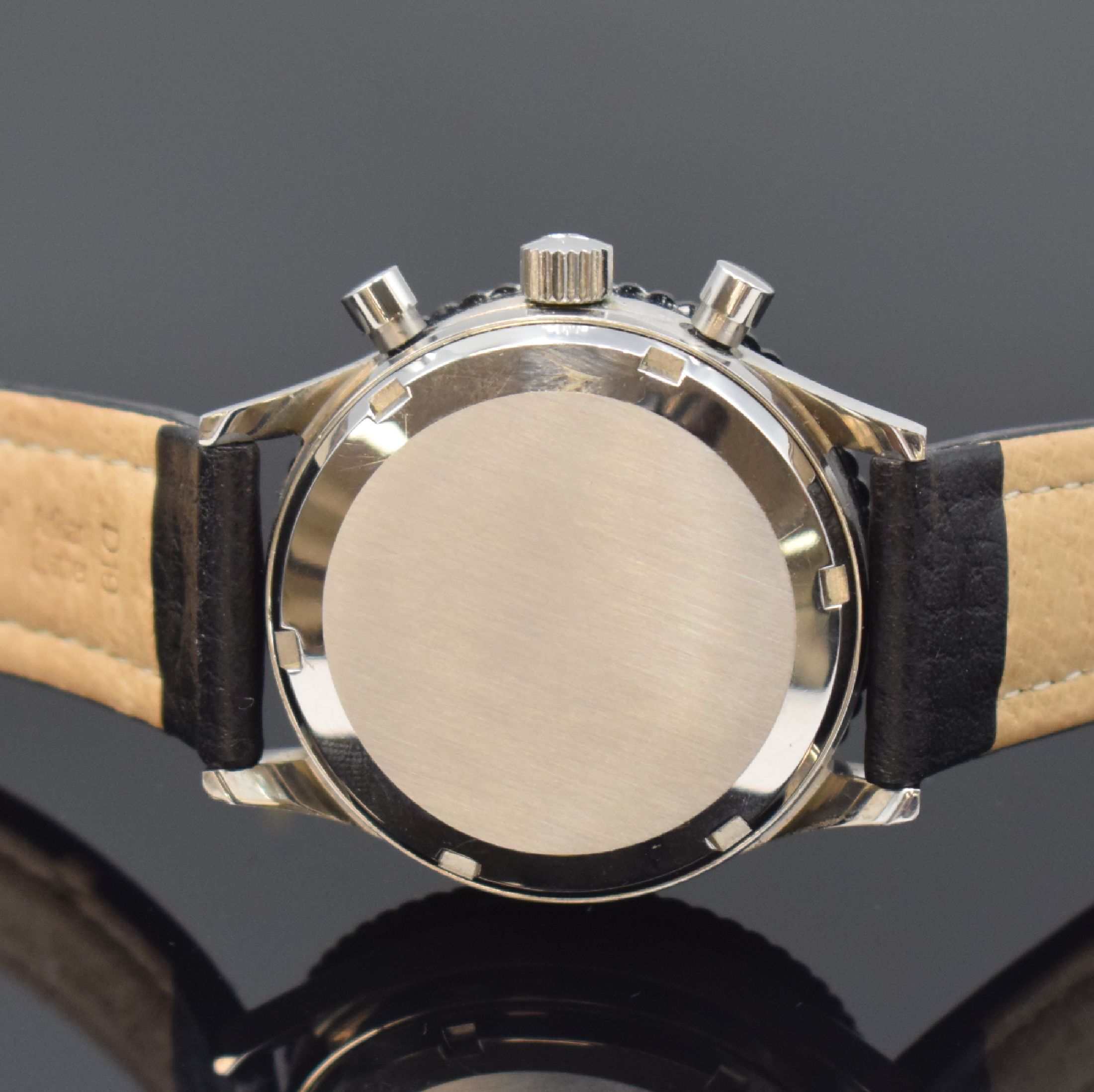 Detail c: Herrenchronograph mit Kaliber Valjoux 72, Schweiz um 1968, Handaufzug, 2-teil. Stahlgeh., geschr. Boden sign. Gallet, silb. Zifferbl. m. aufges. ...