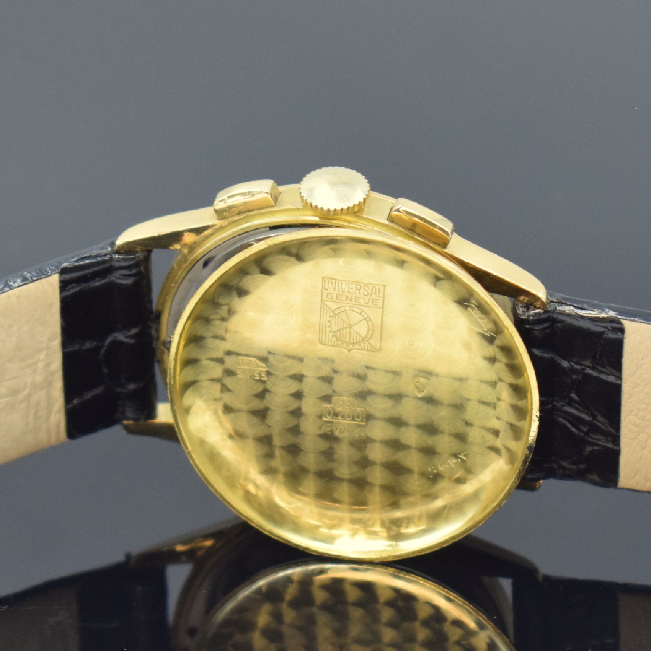 Detail f: UNIVERSAL GENEVE Herrenarmbanduhr in 750/000 GG mit Chronograph Referenz 12494, Schweiz um 1945, Handaufzug, 3-teil. sign. Gehäuse, Boden u. ...
