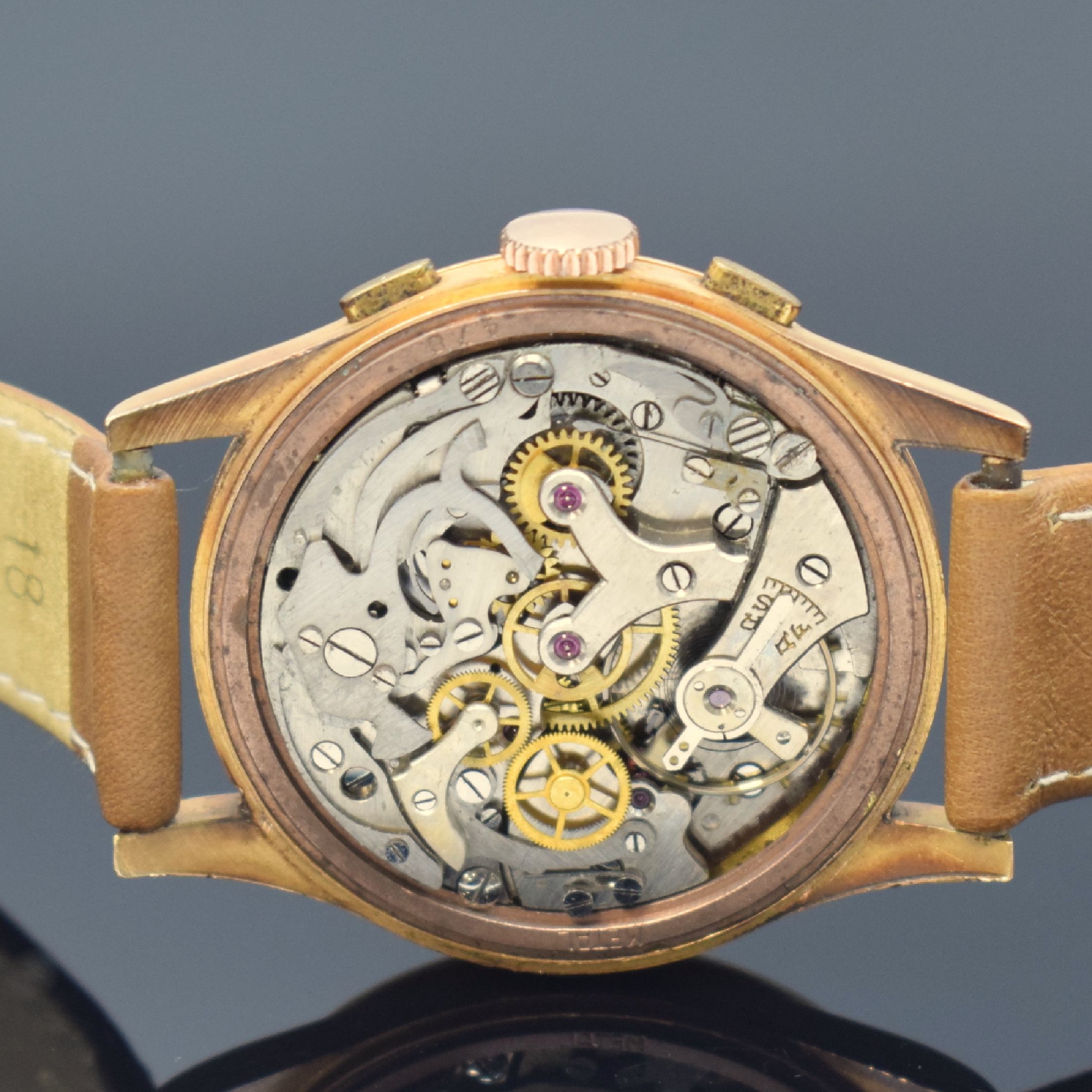 Detail f: CHRONOGRAPHE SUISSE / AUREOLE Herrenarmbanduhr mit Chronograph in RG 750/000, Schweiz um 1950, Handaufzug, 3-teil. Geh., Boden u. Glasrand aufgedr., ...