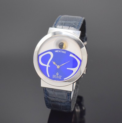 Image 26661575 - BUNZ Moontime unusual wristwatch with moon phase, quartz, stainless steel case including original leather strap with butterfly buckle, unusual dial in blue/white with stylized numerals, unusual moon phase at 12 in black/gold, diameter approx. 41 mm, condition 1-2