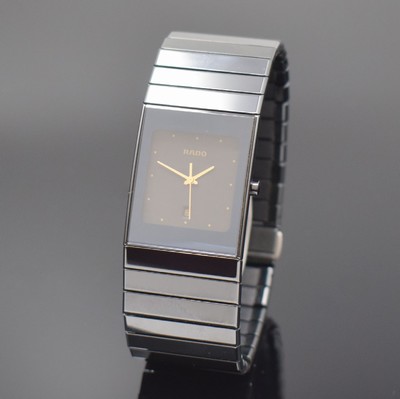 Image 26661594 - RADO Diastar wristwatch, quartz, reference 152.0347.3, ceramic case including bracelet with butterfly buckle, stainless steel case-back pressed on, black dial, gilded hands, date, measures approx. 32 x 27 mm, length approx. 20,5 cm, condition 2