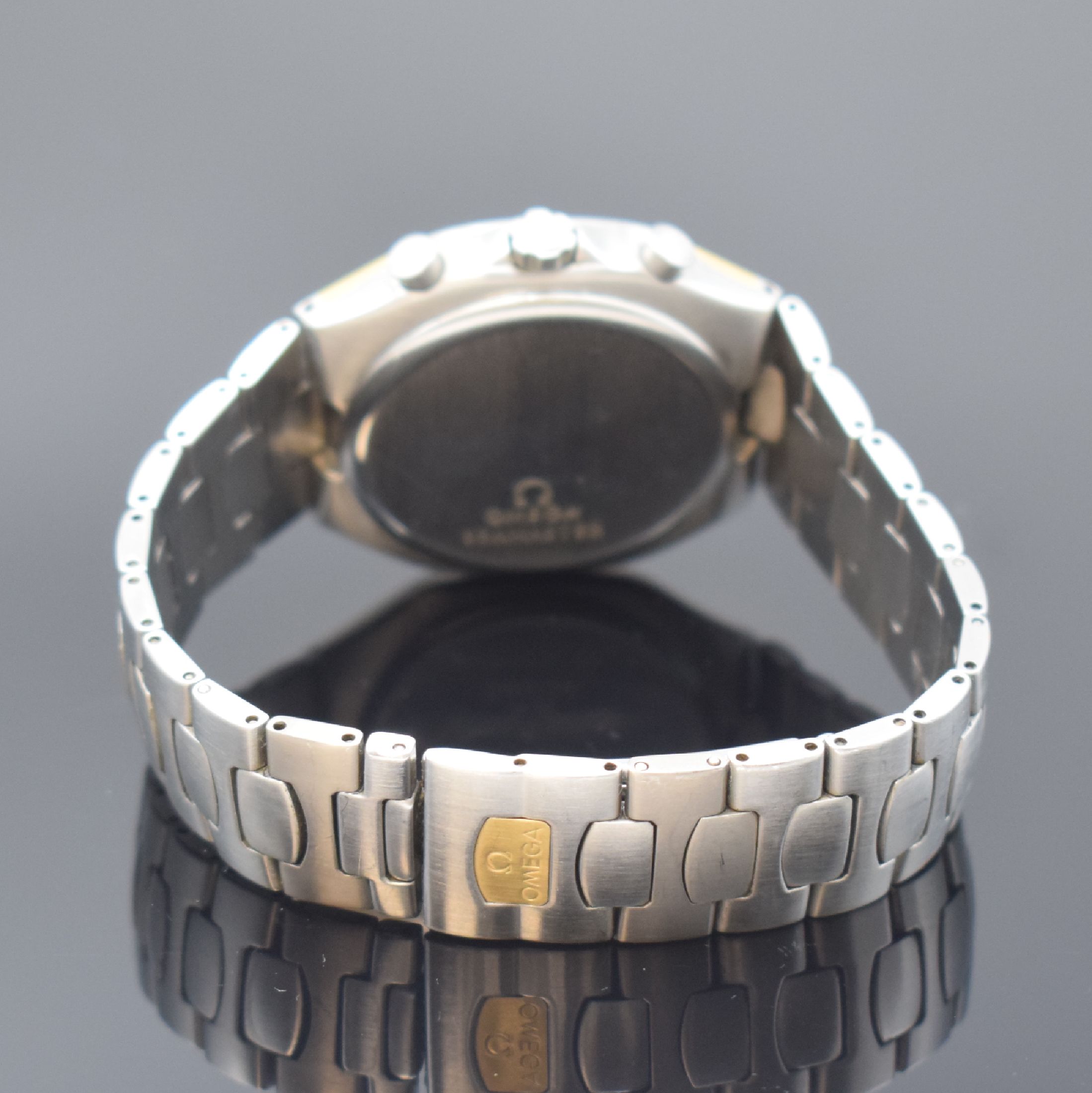 Detail b: OMEGA Seamaster Polaris Armbandchronograph Referenz 386.1031, Schweiz um 1990, quarz, goldintarsiertes Edelstahlgeh. inkl. Edelstahlgliederband m. ...