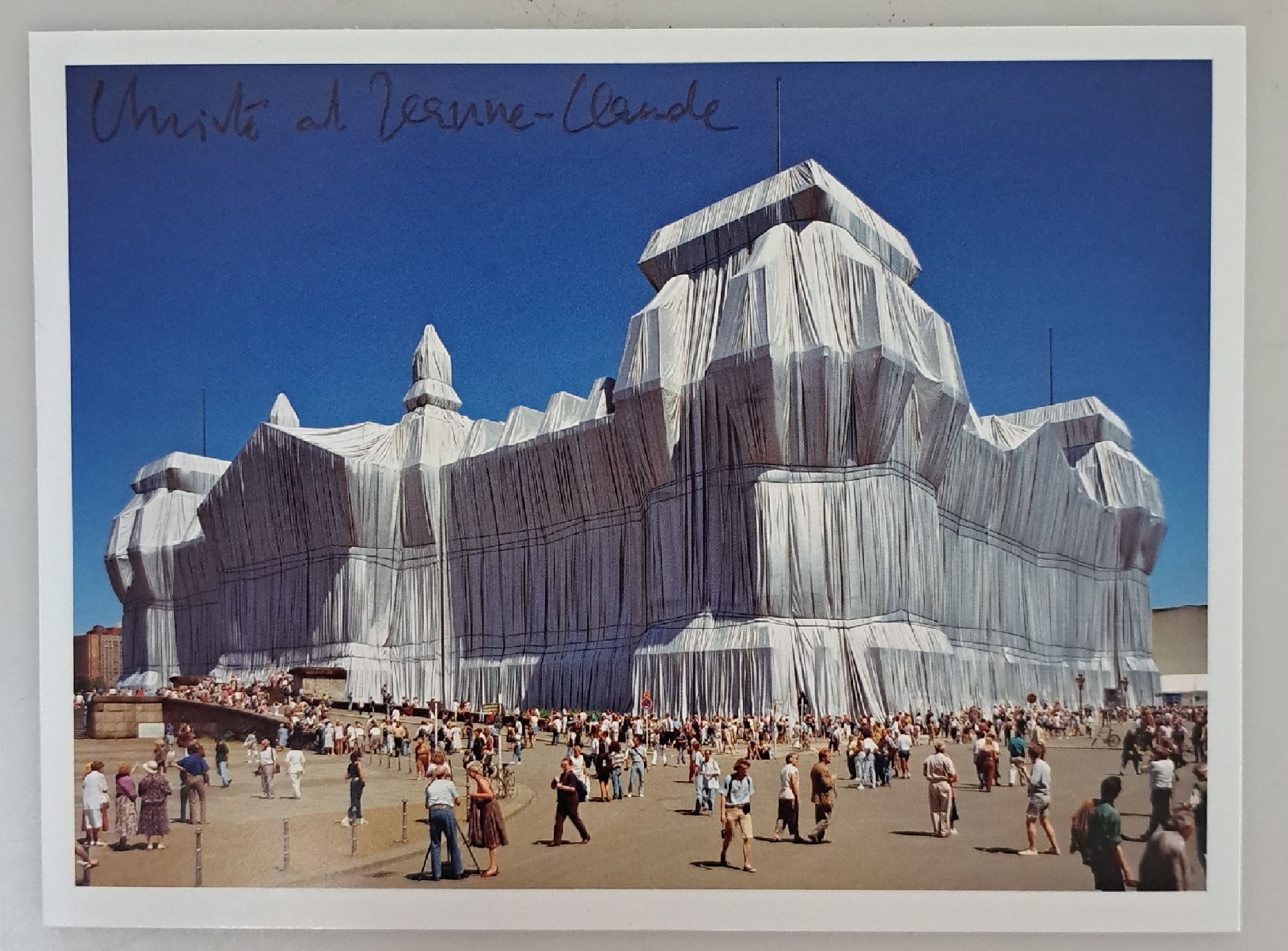 Detail c: Christo und Jean-Claude, Konvolut aus 3 Offsets aus drei verschiedenen Projekten "Wrapped Reichstag, Berlin ", 1971-95, handsign., von ...