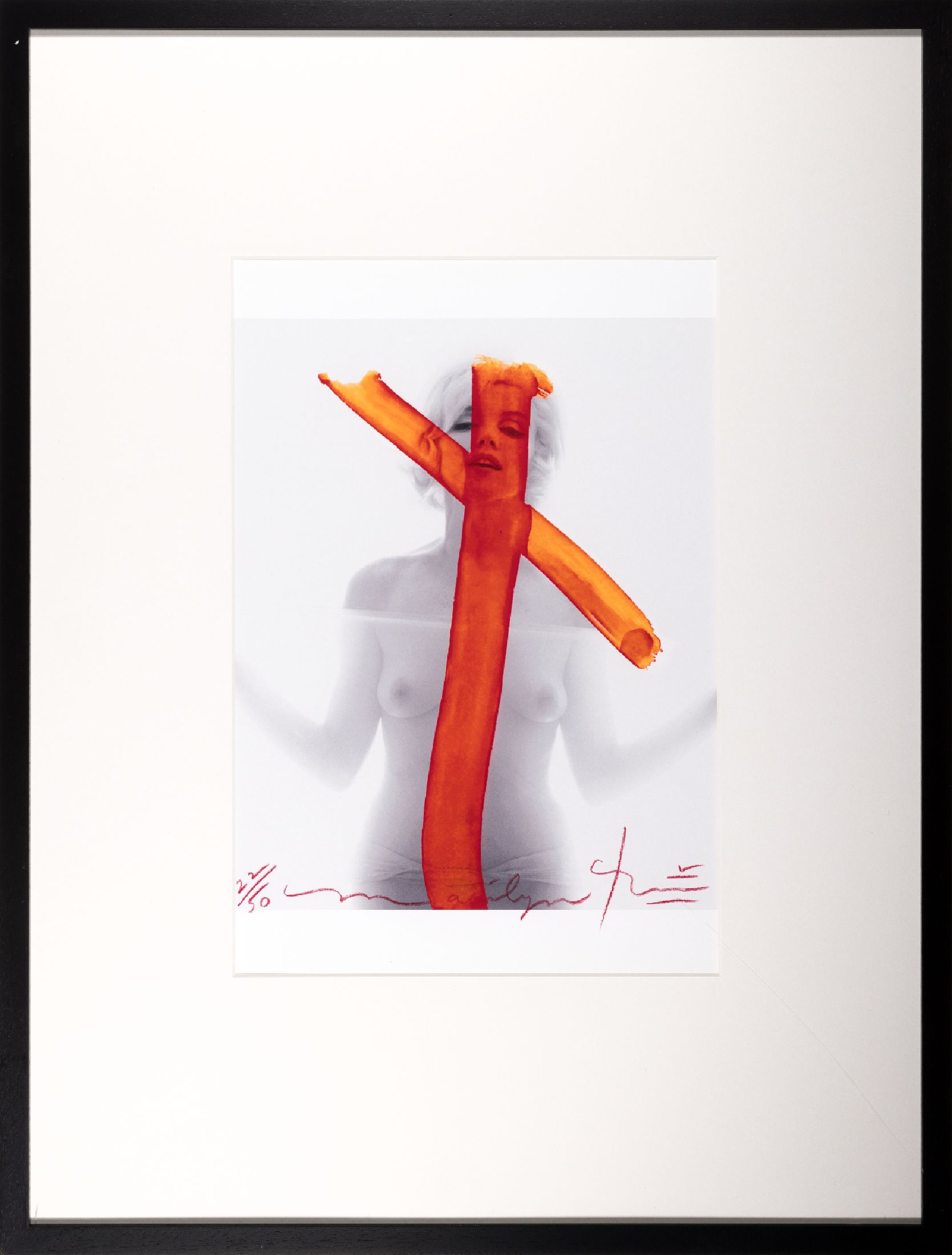 Bert Stern, 1926-2013, Fotografie auf dickem, mattem Fotopapier, "Marilyn Crucifix II", handsign., num.22/55 cm, verso der Fotografie hat ...