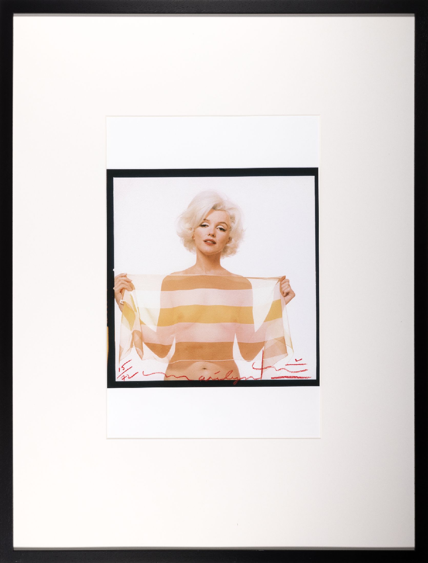 Bert Stern, 1926-2013, Fotografie auf dickem, mattem Fotopapier, "Marilyn Striped Scarf", handsign., num. 15/72, verso nochmals handsign., ...