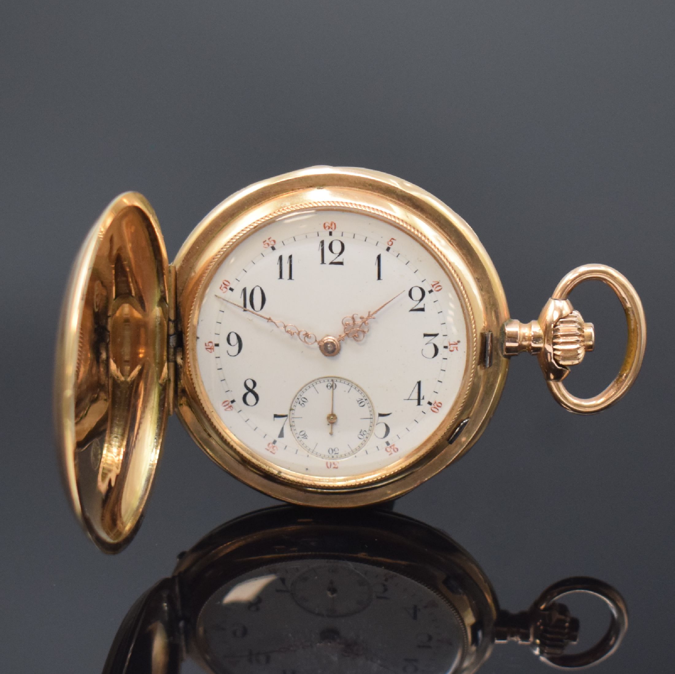 Herrensavonette in RG 585/000, Schweiz um 1915, Geh. dell., guill. Sprung- (m. Monogrammspiegel) u. Rückdeckel, Metallcuvette, Emailzifferbl. m. ...
