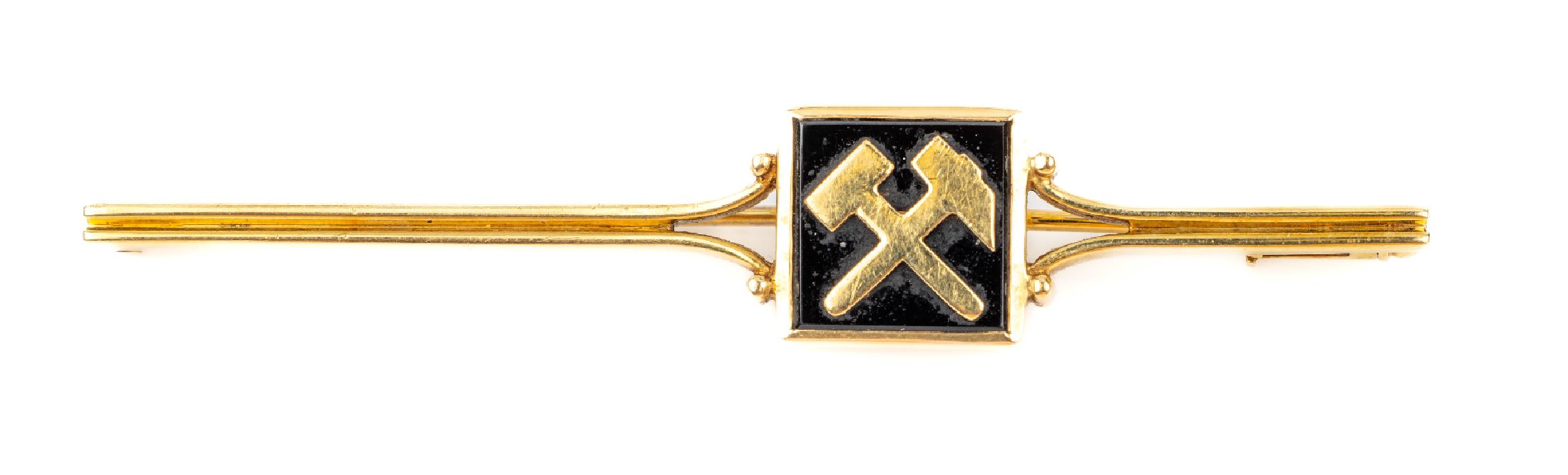 14 kt Gold Onyx-Brosche, GG 585/000, 1956, länglich mit rechteckiger Onyxplatte mit aufgelegtem Hammer und Meißel, L. ca. 6 cm, ca. 5.2 g