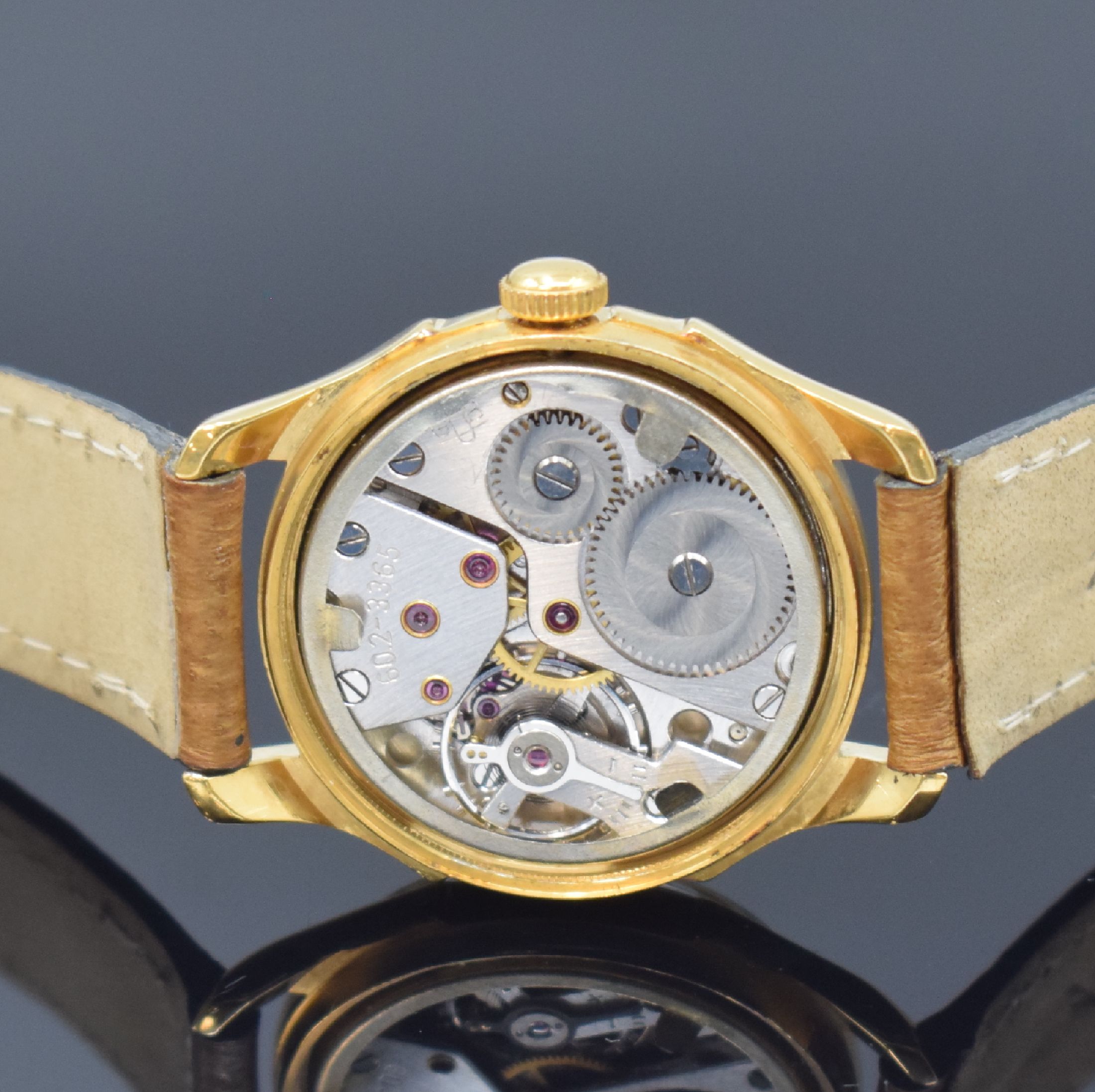 Detail d: GUB Güteuhr Kaliber 60.2 vergoldete Armbanduhr, DDR um 1955, Handaufzug, 2-tlg. Geh., verschr. Stahlboden, silb. Zifferbl. rest., kl. Sek. b. 6, ...