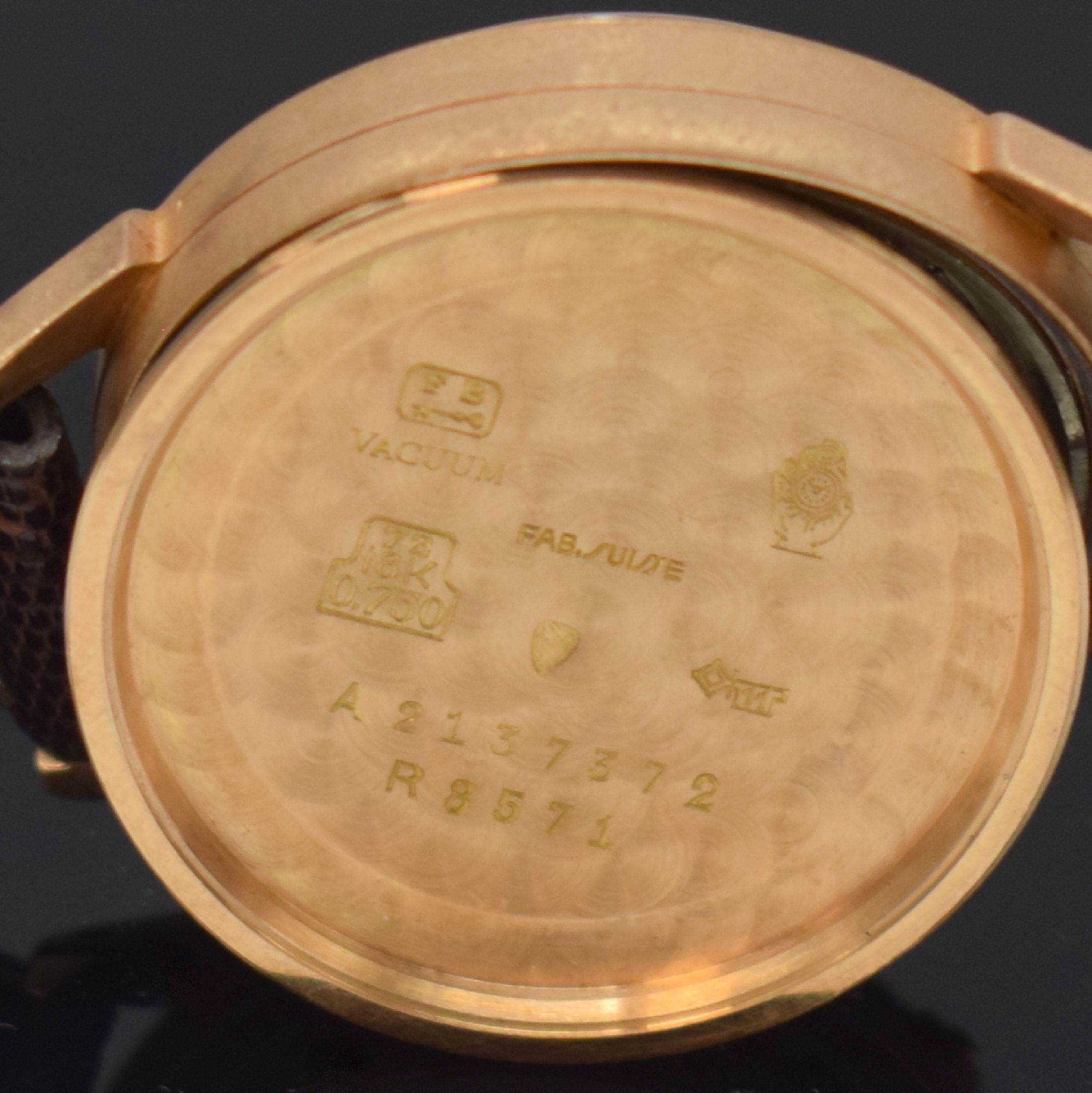 Detail g: MOVADO Hammerautomatik Armbanduhr in RG 750/000, Schweiz um 1950, später mattiertes FB-Geh. und Zifferbl., Boden verschr., orig. Krone, gold. ...