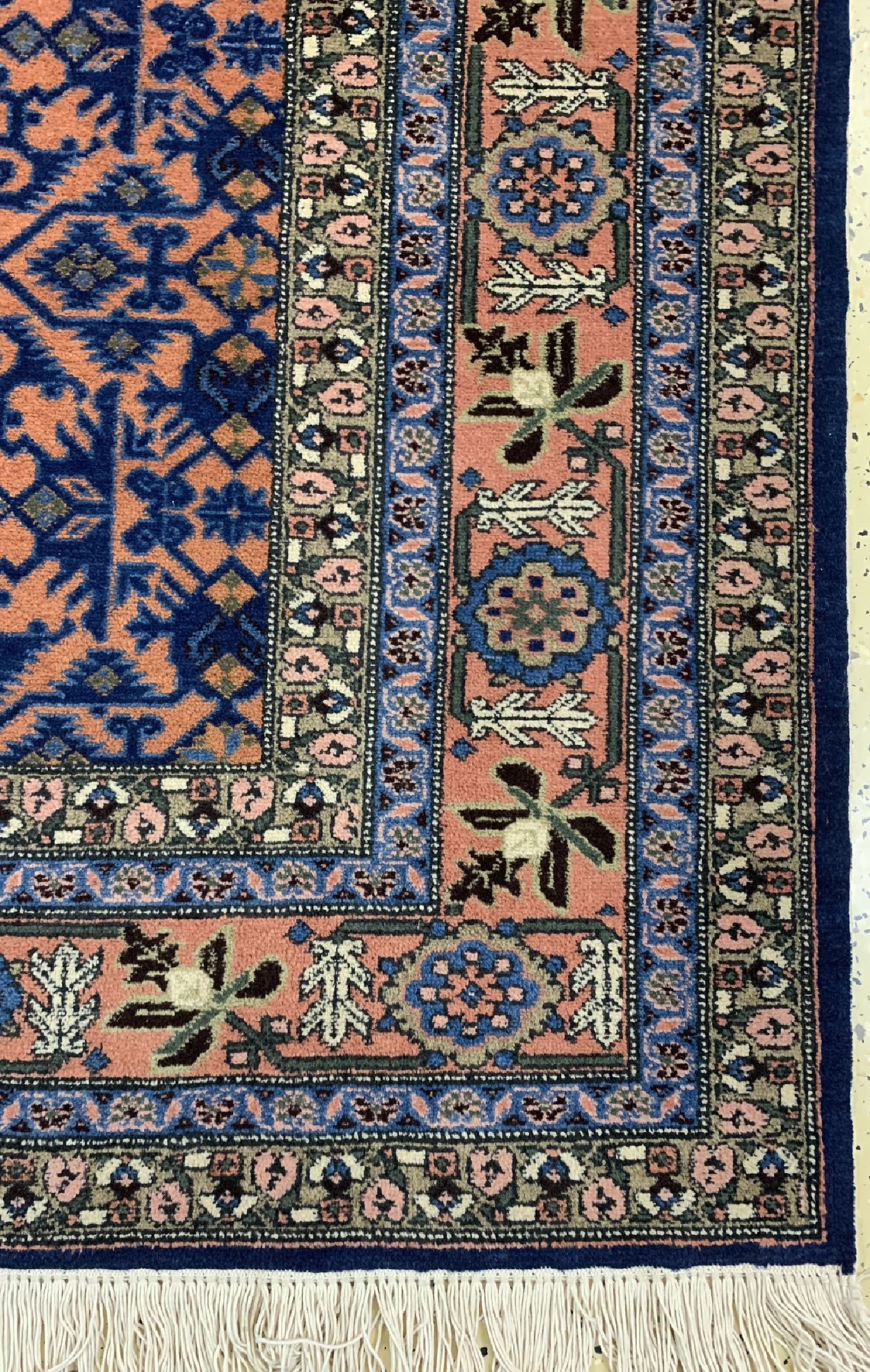 Detail a: Ardebil alt, Persien, um 1960, Wolle auf Baumwolle, ca. 275 x 175 cm, EHZ: 1-2