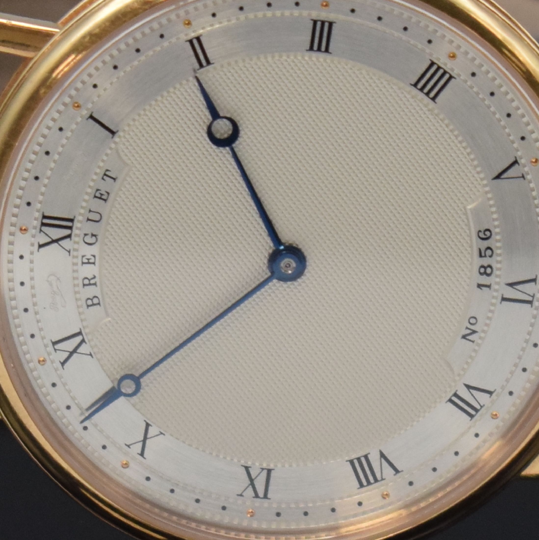 Detail b: BREGUET Classique feine Herrenarmbanduhr in RoseG 750/000 Referenz 5157BR 11 9V6, Schweiz verk. lt. beil. Garantiezertifikat 03/2023, Automatik, ...