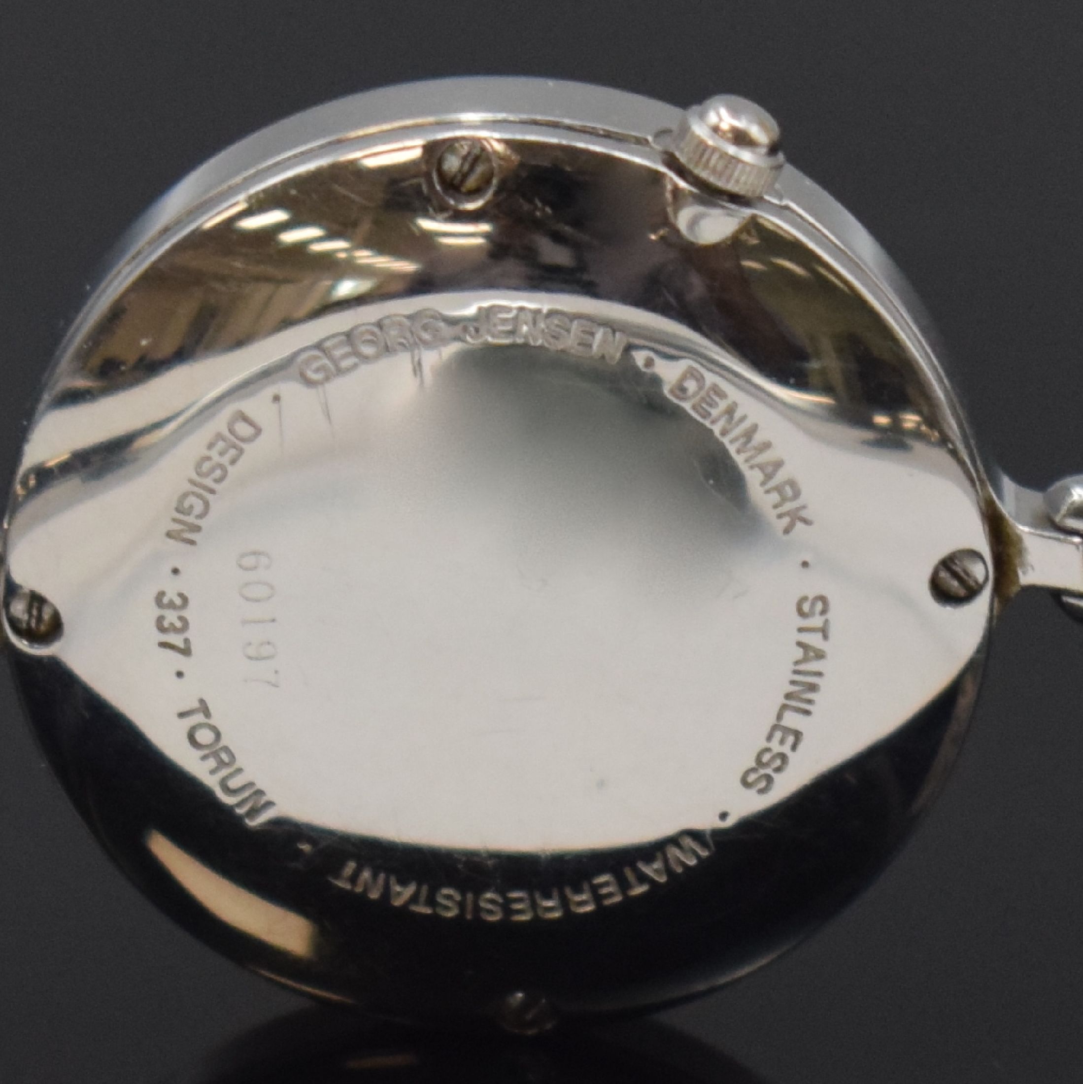Detail d: GEORG JENSEN Designerarmbanduhr in Stahl Referenz 337, Dänemark um 2000, quarz, Monocoque-Geh. 4-fach verschr., Spiegelzifferblatt m. silb. Zeiger, ...