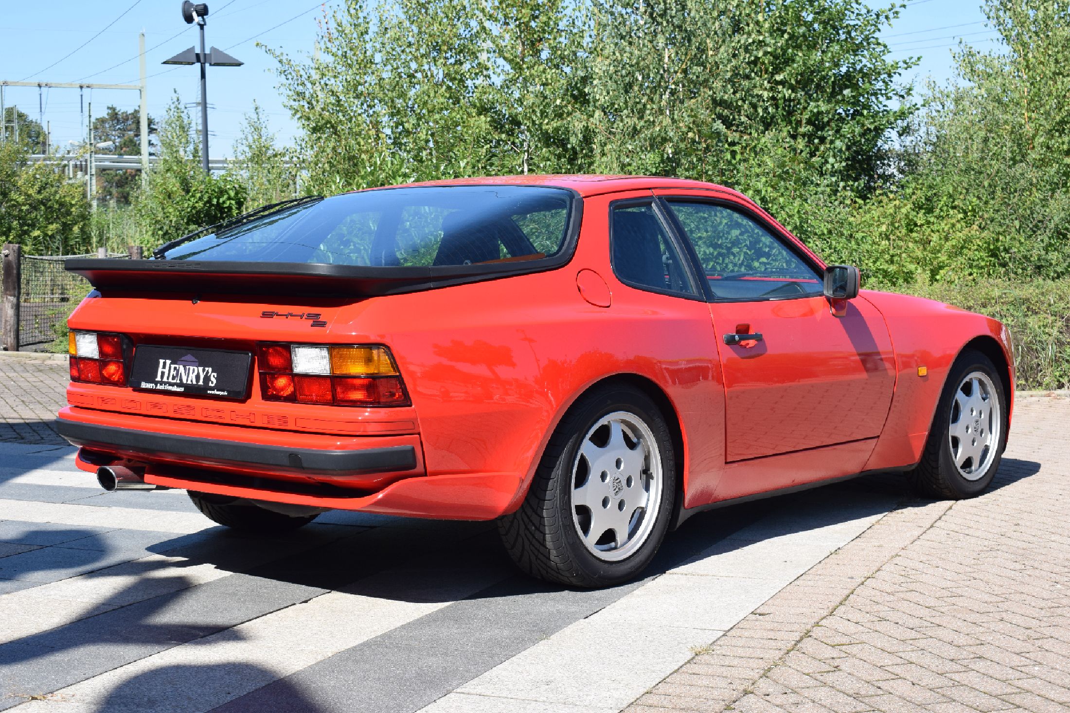 Detail b: Porsche 944 S2, Fahrgestellnummer: WPOZZZ94ZKN404367, EZ 07/1989, aus 3. Hand (2. und 3. Ehepartner), Laufleistung ca. 62.060 km, HU 05/2023 ...