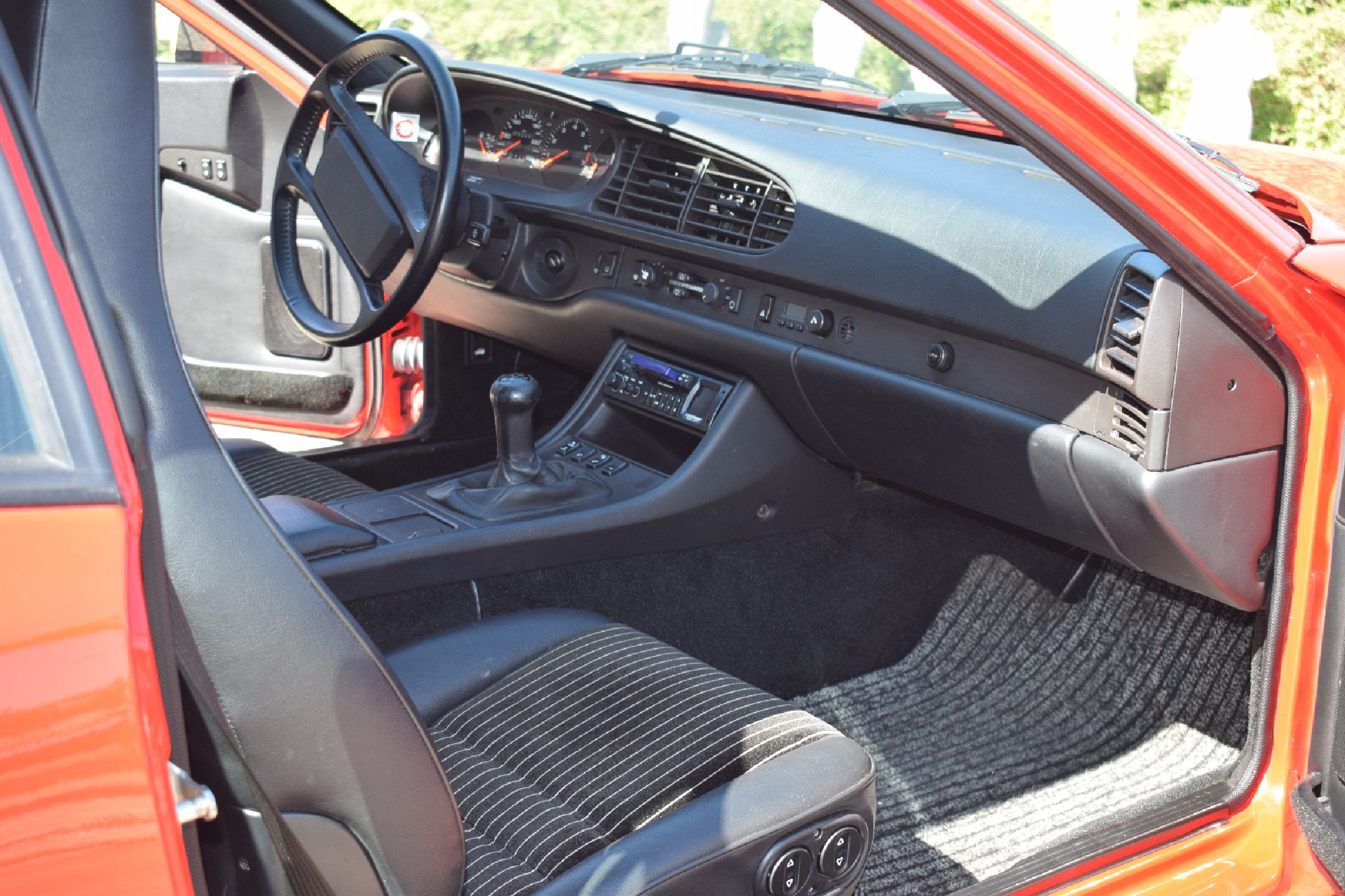 Detail g: Porsche 944 S2, Fahrgestellnummer: WPOZZZ94ZKN404367, EZ 07/1989, aus 3. Hand (2. und 3. Ehepartner), Laufleistung ca. 62.060 km, HU 05/2023 ...