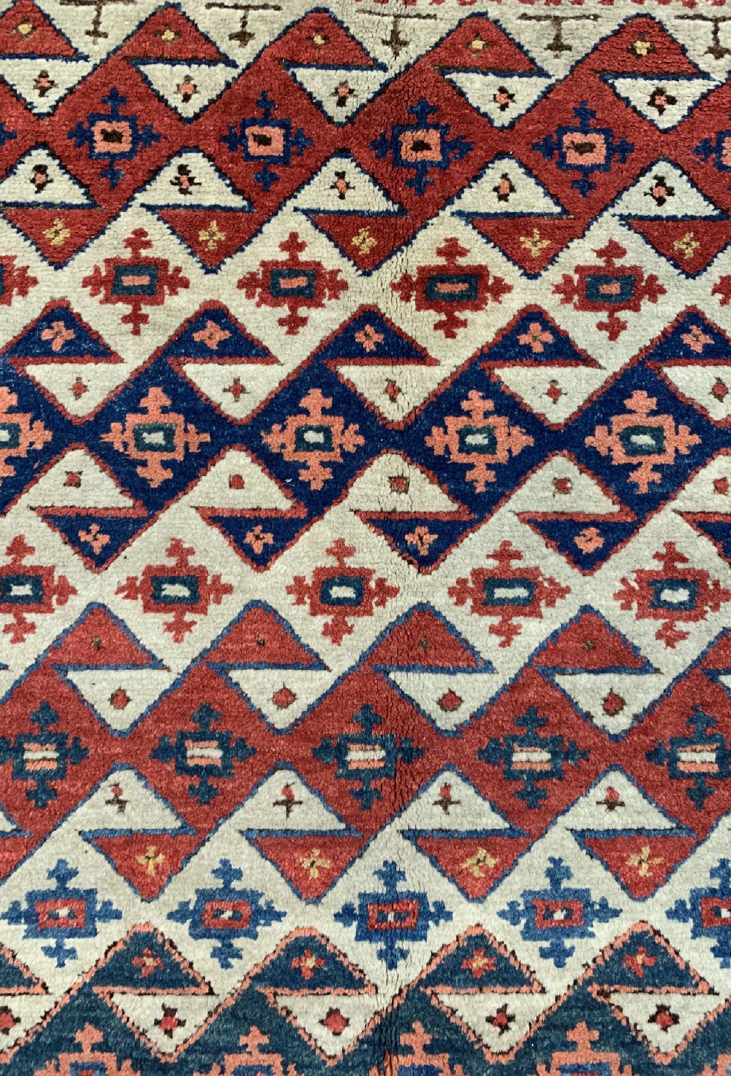 Detail c: Kazak neugeknüpft, Türkei, ca. 40 Jahre, Wolle auf Wolle, ca. 212 x 160 cm, EHZ: 2