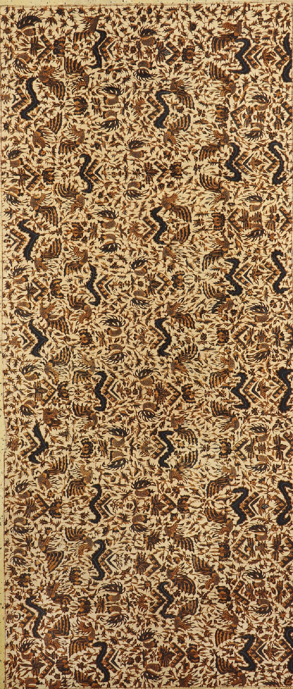 Batik, Solo, Java, um 1970, Baumwolle, schöne Batik mit Garuda-Flügeln und Vögeln. EHZ: 1-2, ca. 247 x 107 cm.