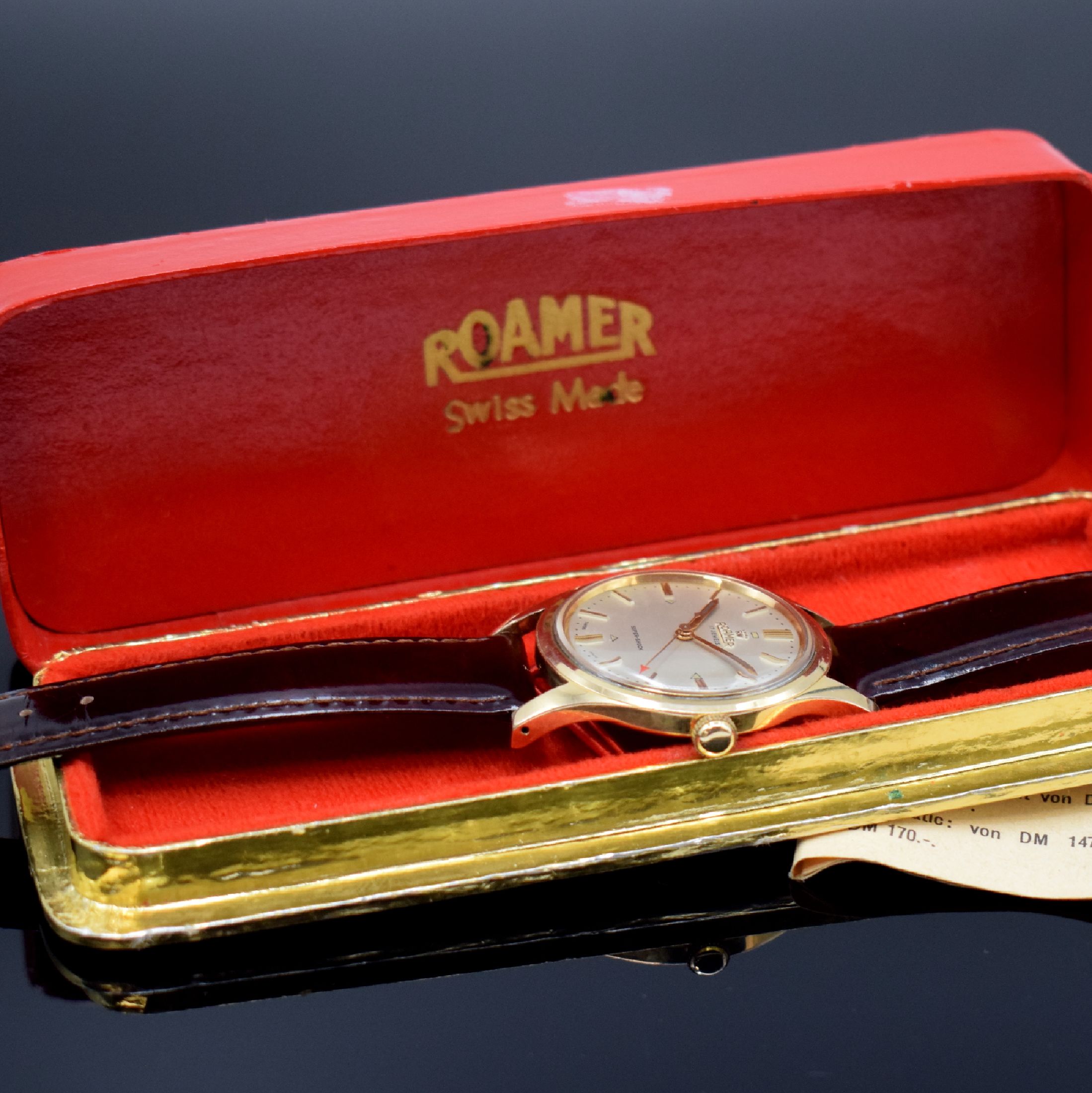 Detail c: ROAMER Herrenarmbanduhr mit original Etui und Verkaufsprospekt, Schweiz um 1960, Patent- Nr. 305 467/305 776, Handaufzug, Monocoque- Geh., Oberteil ...