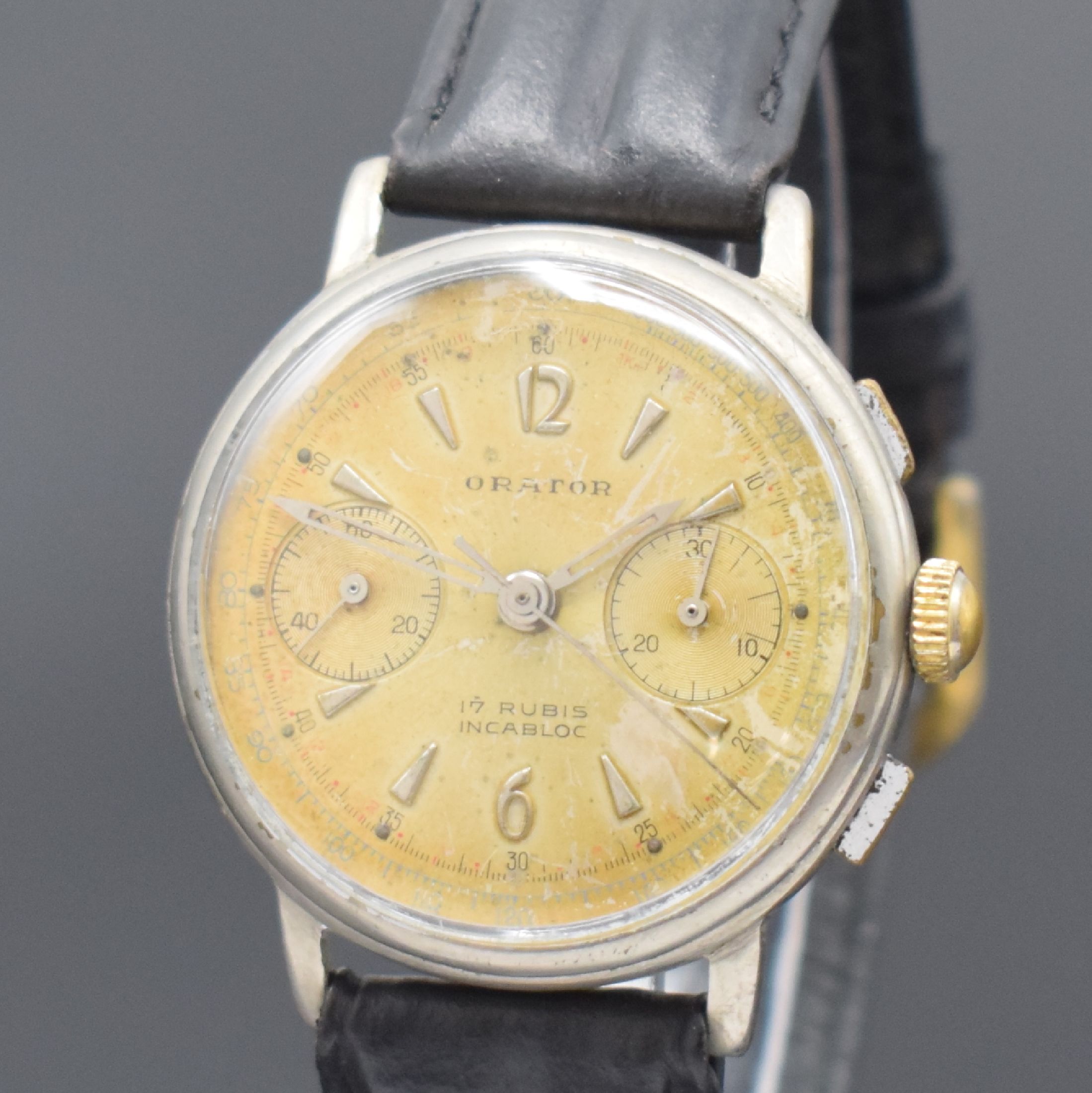 Detail a: ORATOR Armbandchronograph, Schweiz um 1950, Handaufzug, vern. Geh., gedr. Stahlboden, silb. Zifferbl. stark pat./fl., silb. Zeiger, vern. Werk Kal. ...