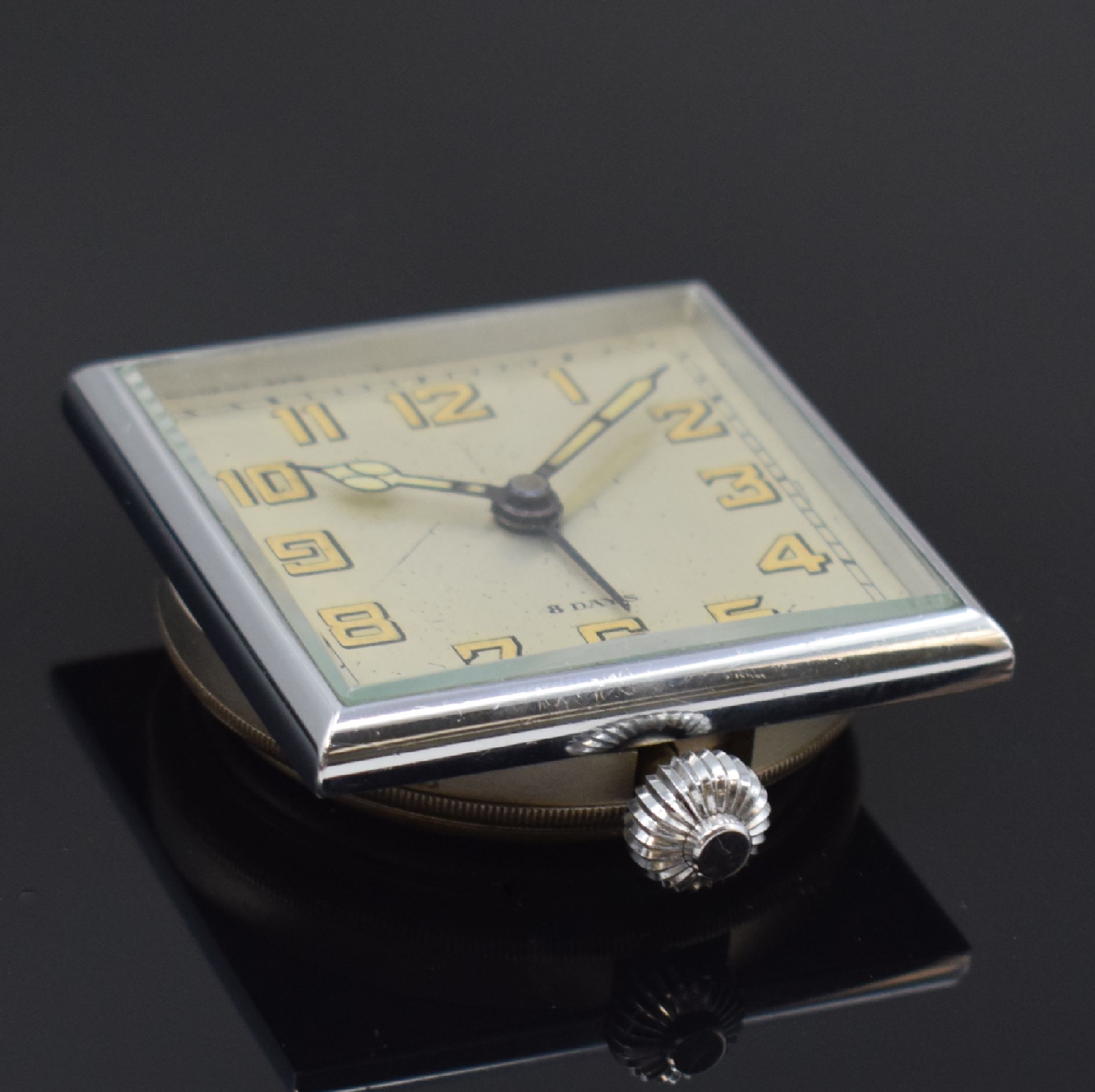 Detail b: Seltene 8-Tage-Einbauborduhr mit Wecker auf Tonfeder, Schweiz um 1930, Kronenaufzug, verchr. Gehäuse, Boden aufgedr., silb. Zifferbl. m. arab. ...