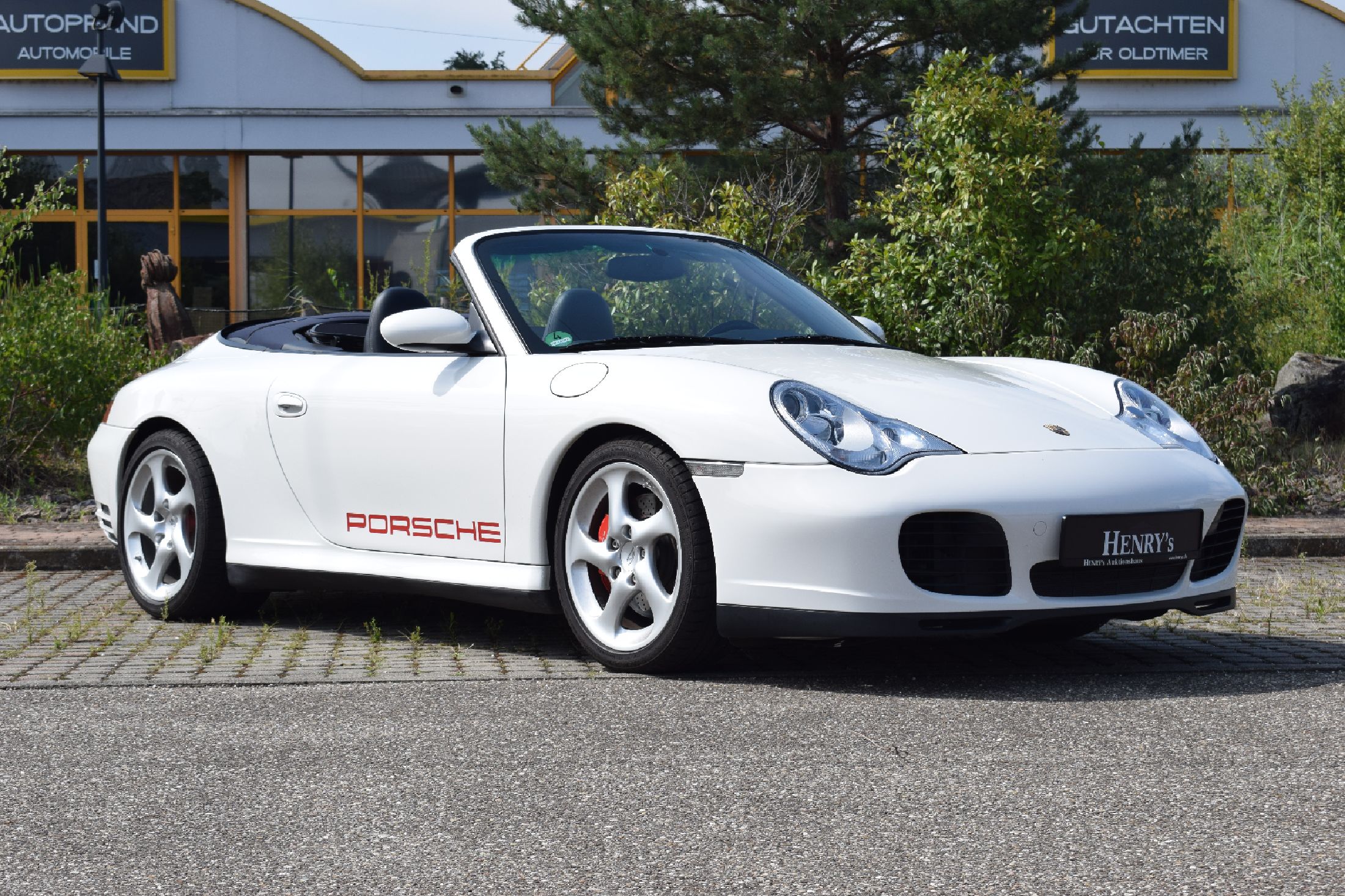Detail a: Porsche 996 911 4S Cabriolet, Fahrgestellnummer: WPOZZZ99Z4S642312, EZ 03/2004, 2. Hand - Fahrzeug wurde im August 2005 vom aktuellen Halter erworben ...