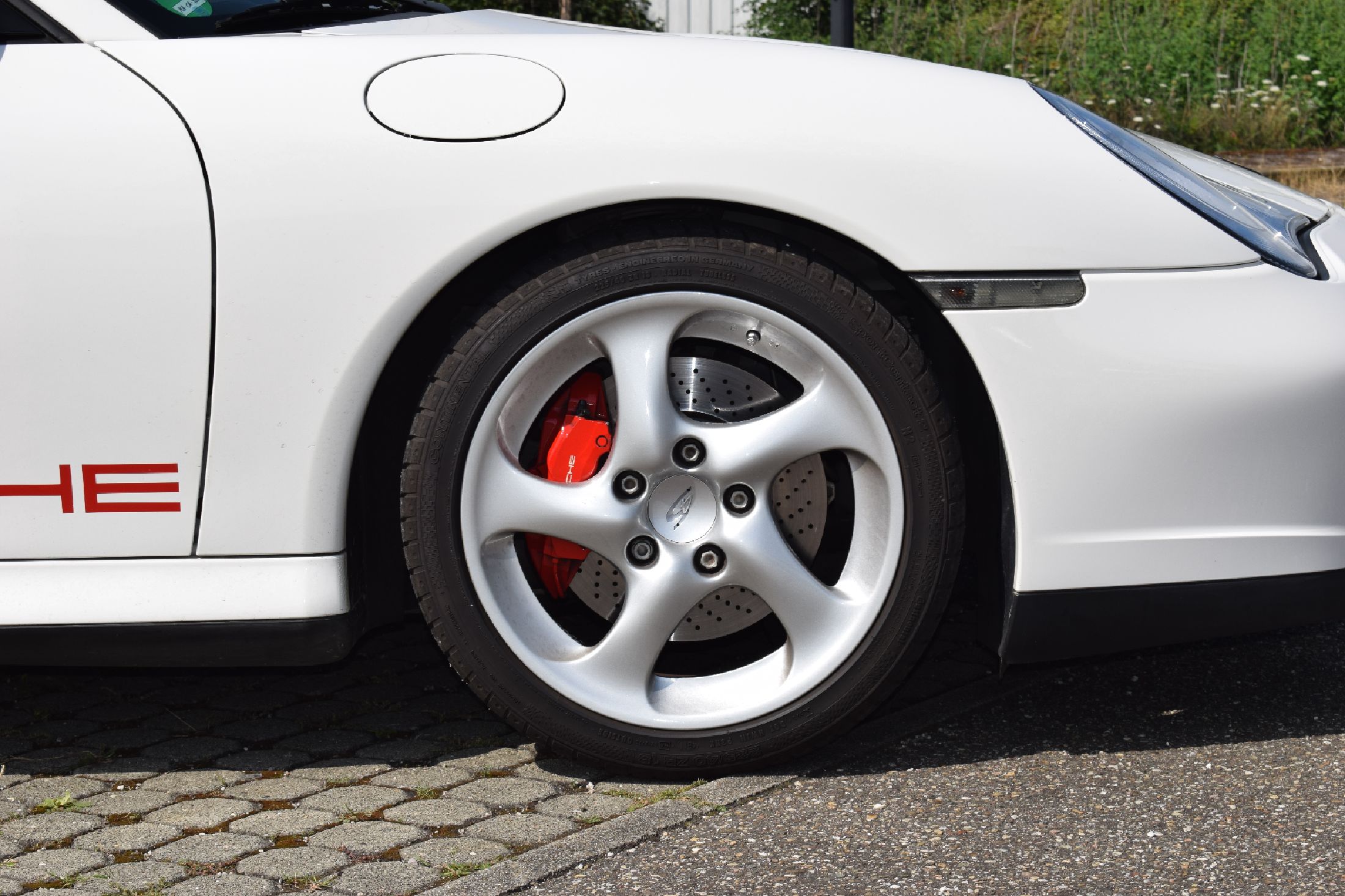 Detail m: Porsche 996 911 4S Cabriolet, Fahrgestellnummer: WPOZZZ99Z4S642312, EZ 03/2004, 2. Hand - Fahrzeug wurde im August 2005 vom aktuellen Halter erworben ...