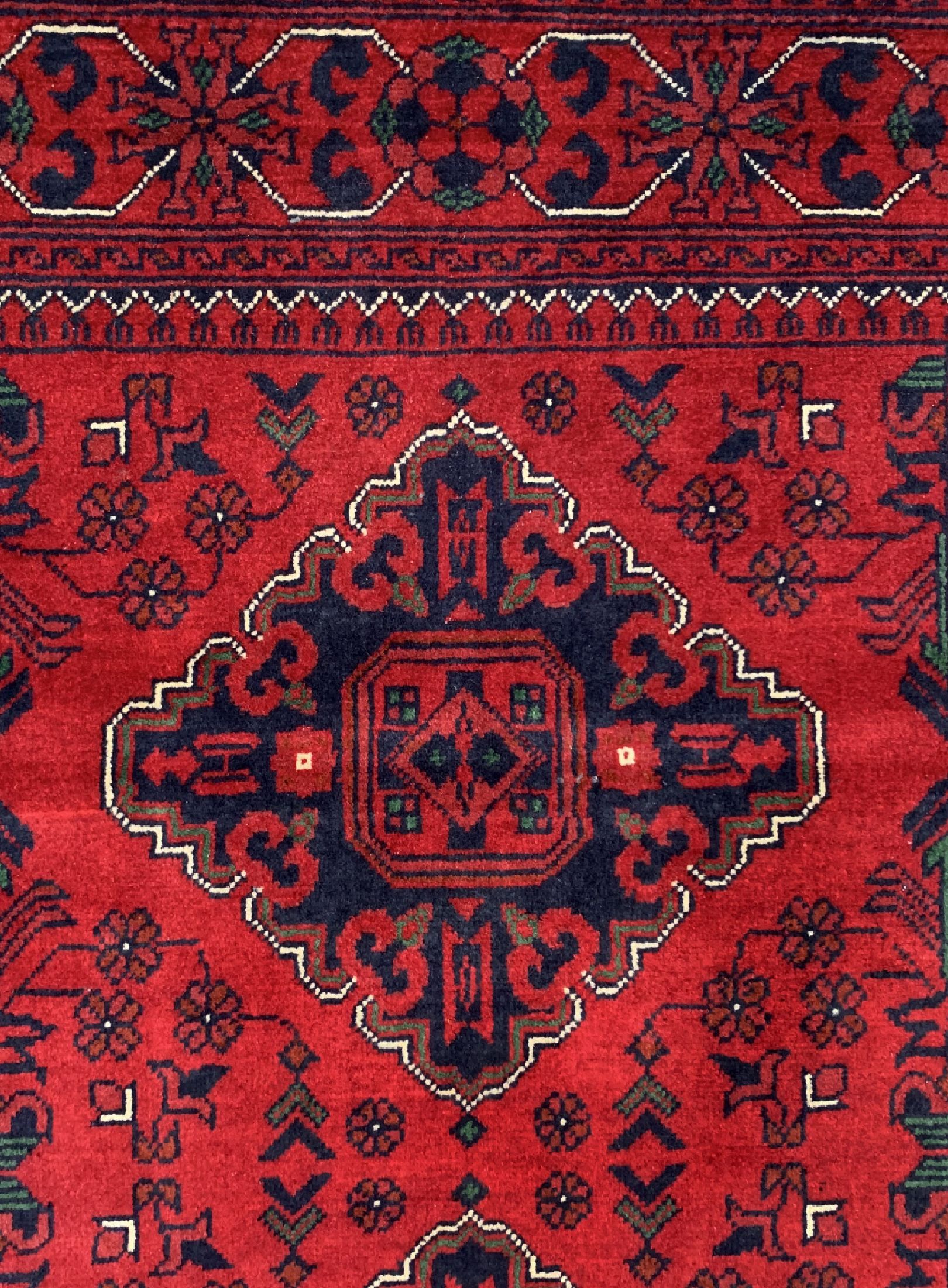 Detail c: Khalmohammadi fein, Afghanistan, ca. 30 Jahre, Korkwolle auf Wille, ca. 214 x 95 cm, EHZ: 1-2
